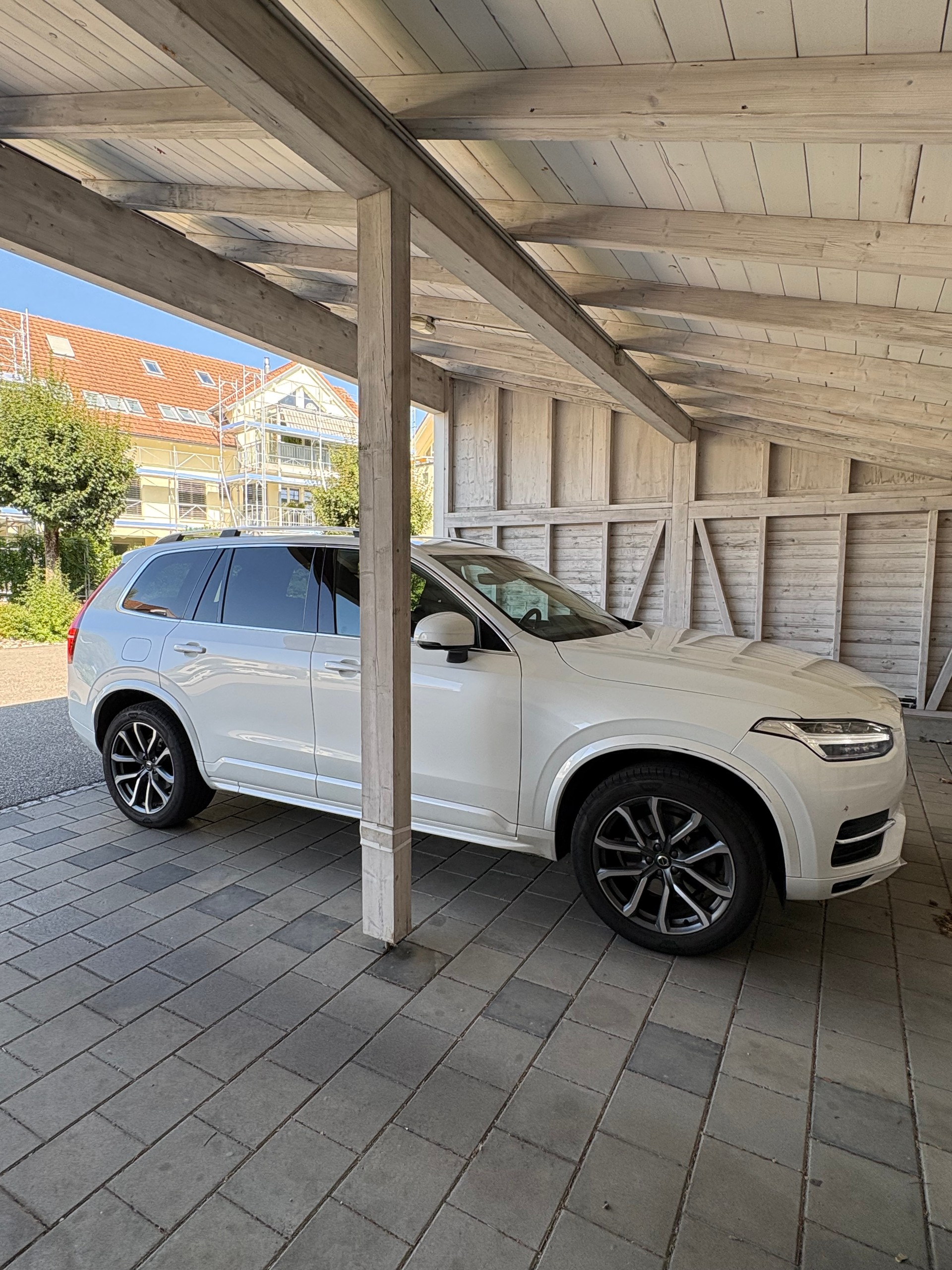 VOLVO 2.0 D5 R-Design 7P. AWD-image-5