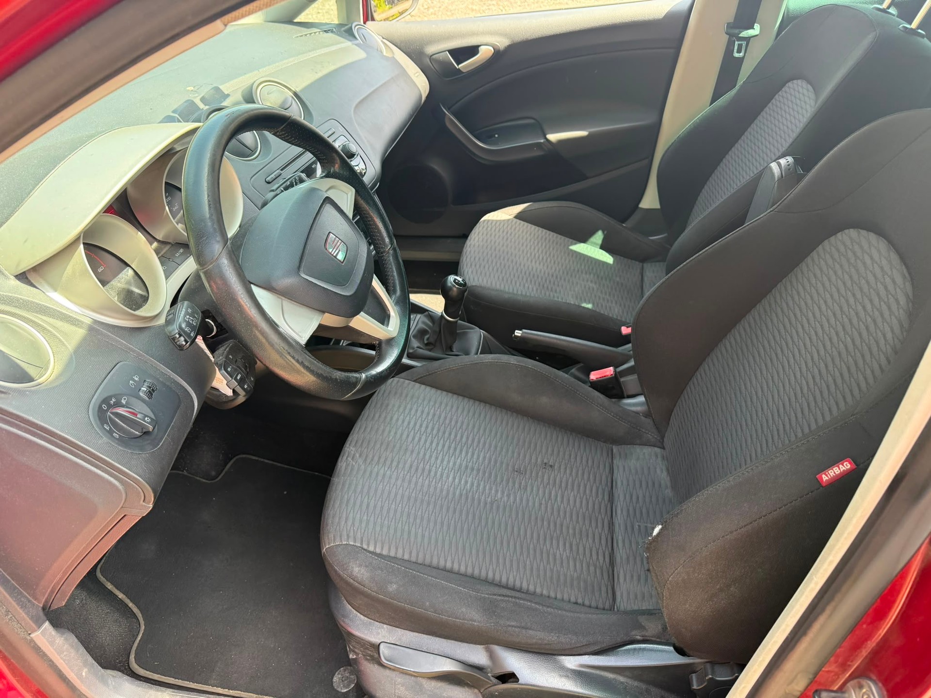 SEAT Ibiza ST 1.6 TDI Style-image-6