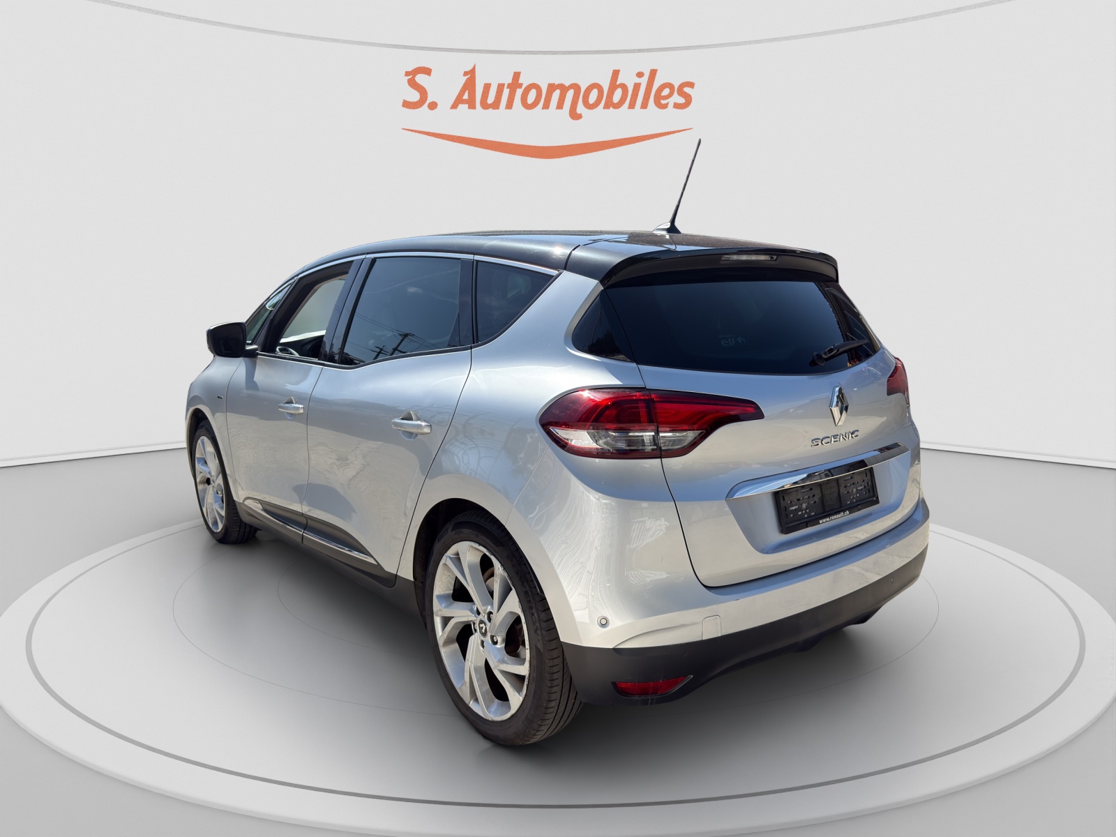 RENAULT Scénic 1.2 16V Turbo Bose-image-3