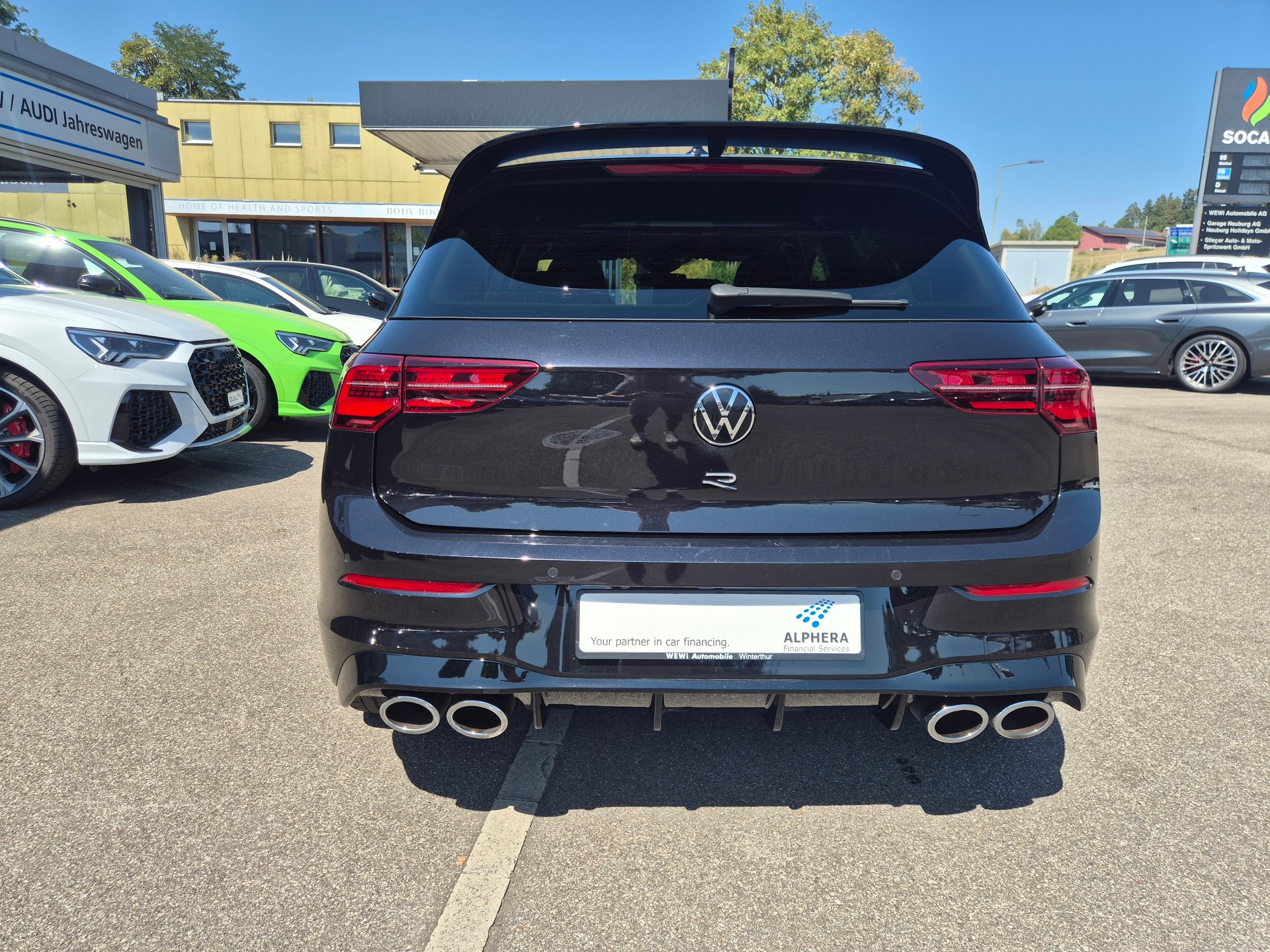 VW Golf 2.0 TSI R DSG 4Motion-image-5