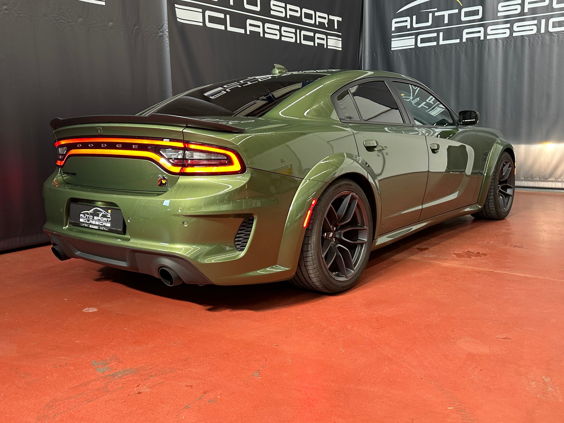 DODGE Charger SRT 392 Widebody Scat Pack-image-7