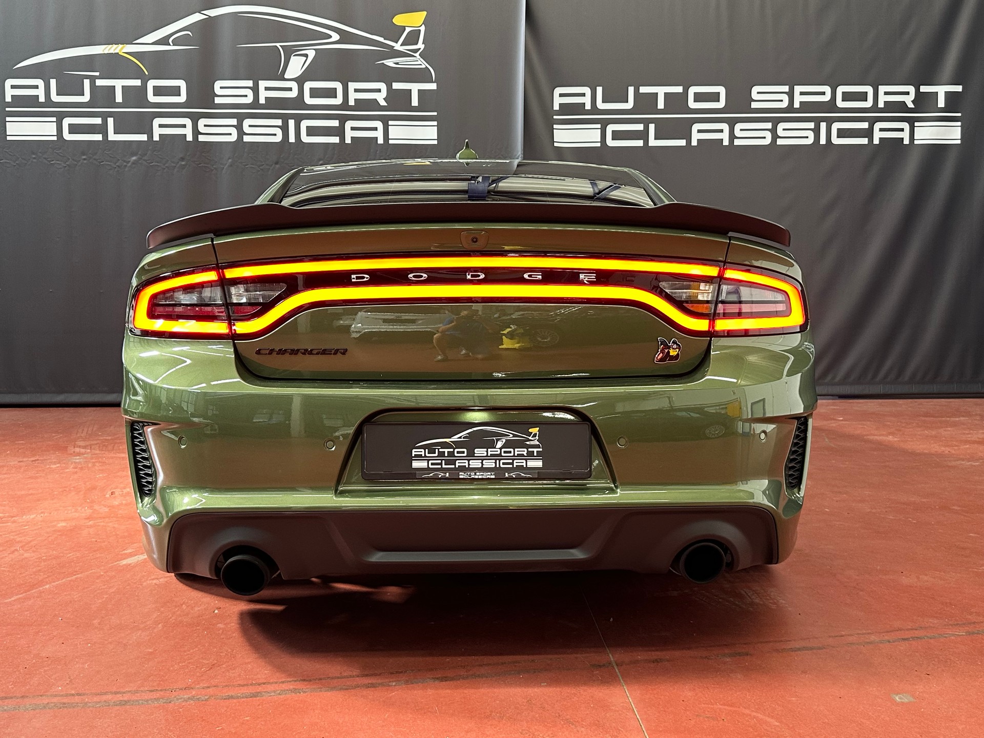 DODGE Charger SRT 392 Widebody Scat Pack-image-8