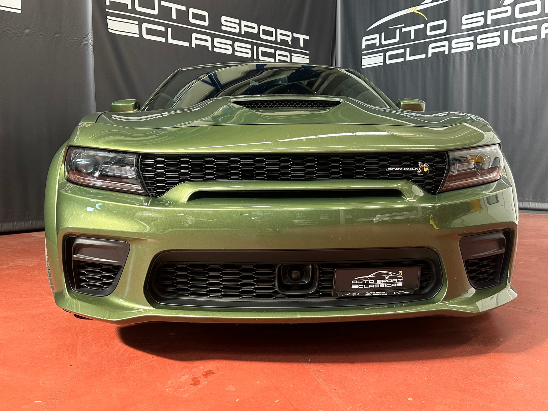 DODGE Charger SRT 392 Widebody Scat Pack-image-13