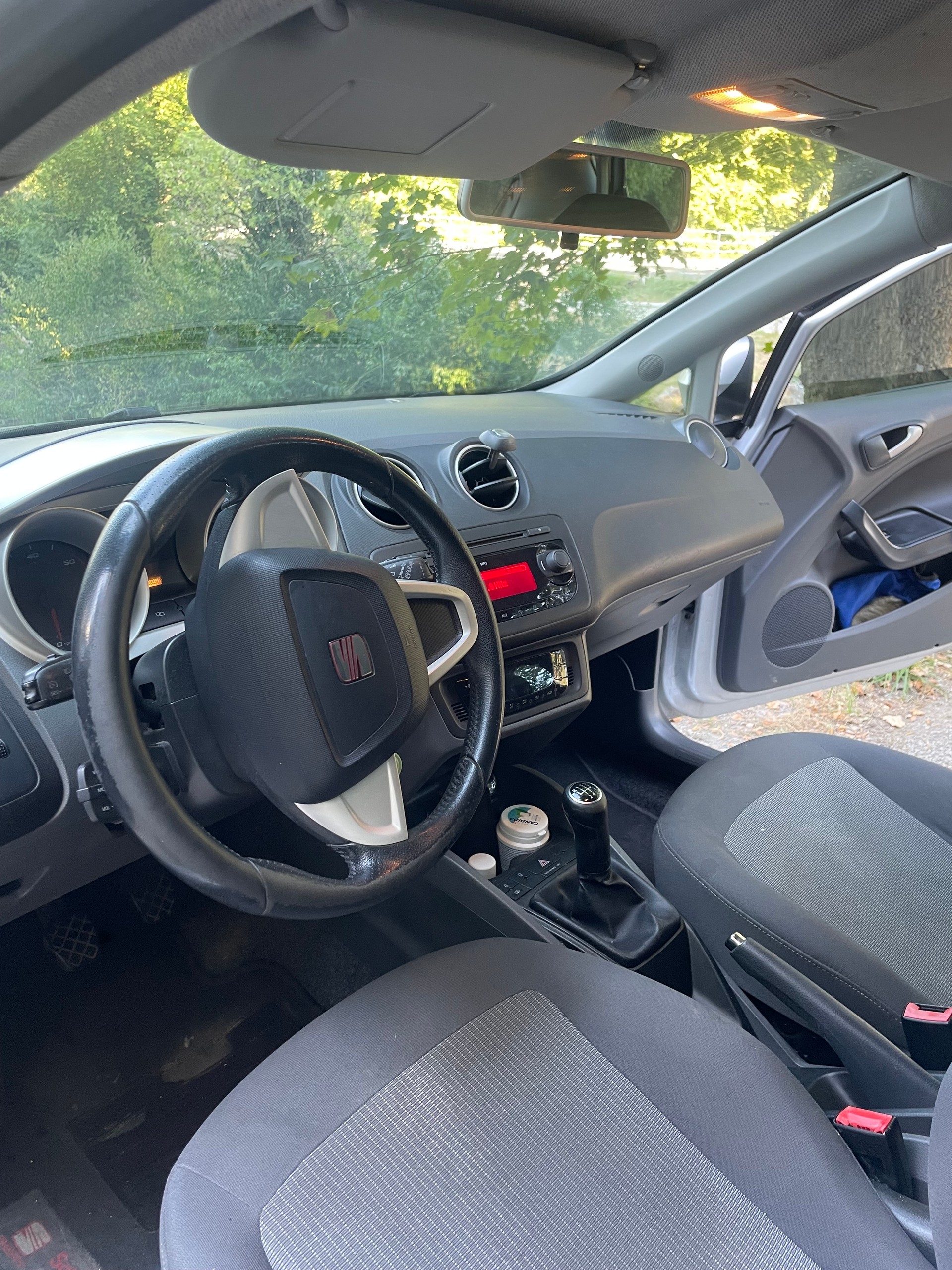 SEAT 1.6 TDI 90 Style-image-4
