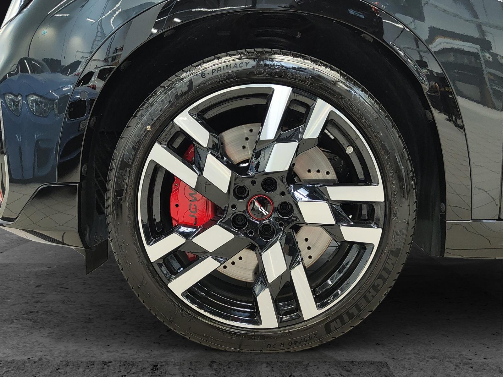 MINI Countryman U25 2.0i John Cooper Works ALL4-image-8
