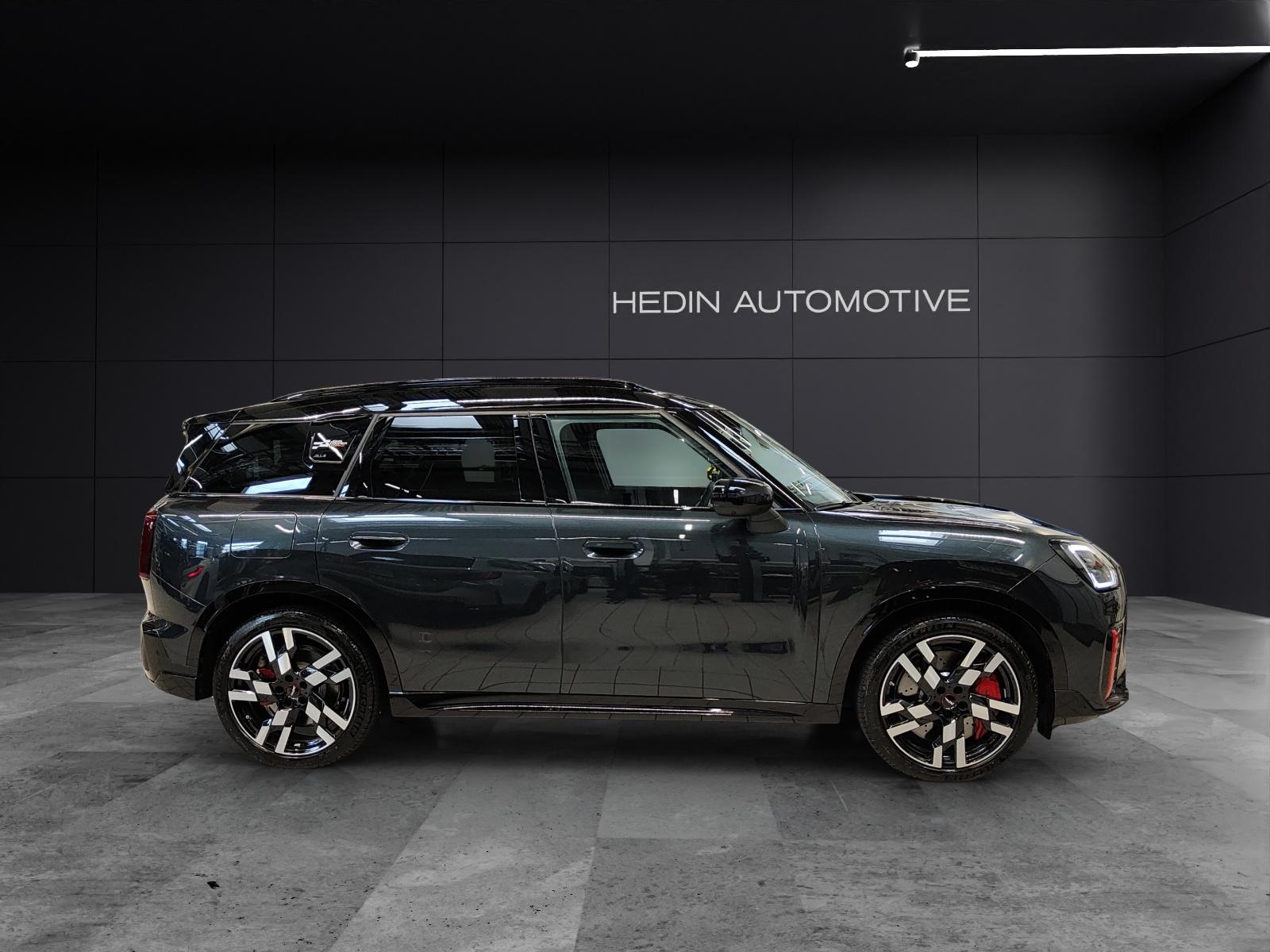 MINI Countryman U25 2.0i John Cooper Works ALL4-image-6