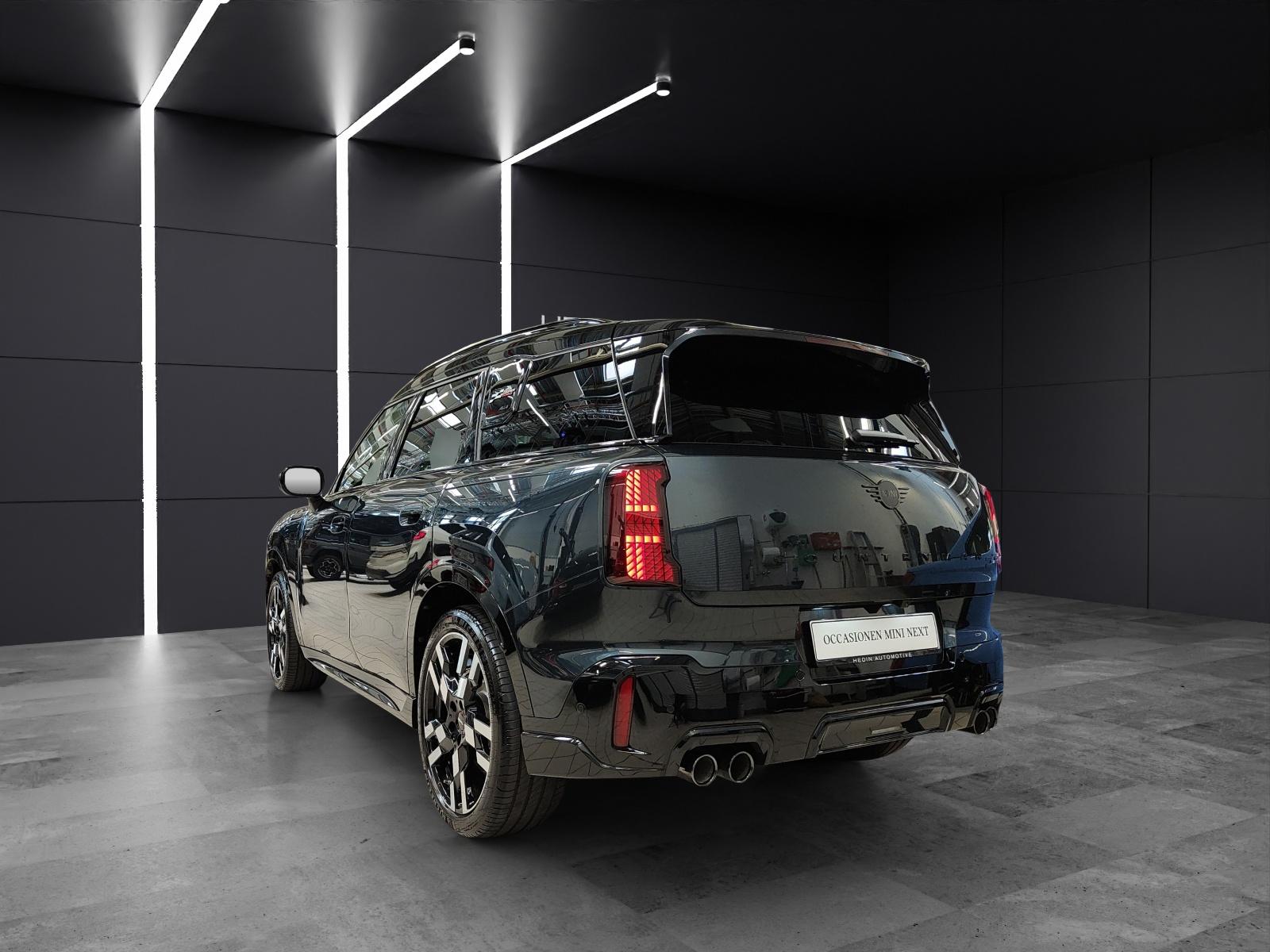 MINI Countryman U25 2.0i John Cooper Works ALL4-showroom-element-3