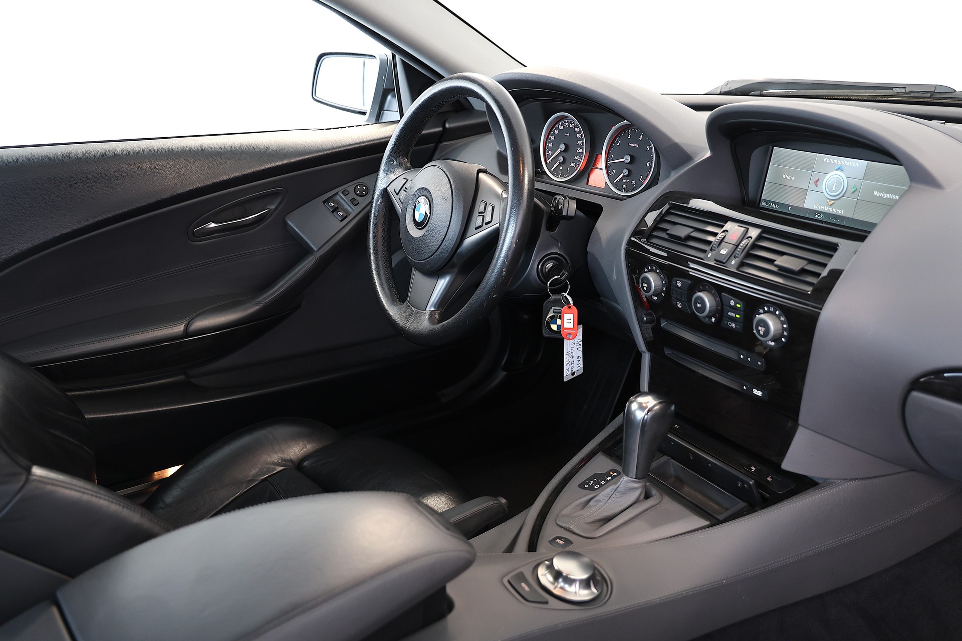 BMW 645Ci V8 Coupé *frisch Ab MFK*-image-11