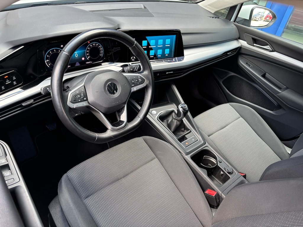 VW Golf 1.0 TSI Value-image-8