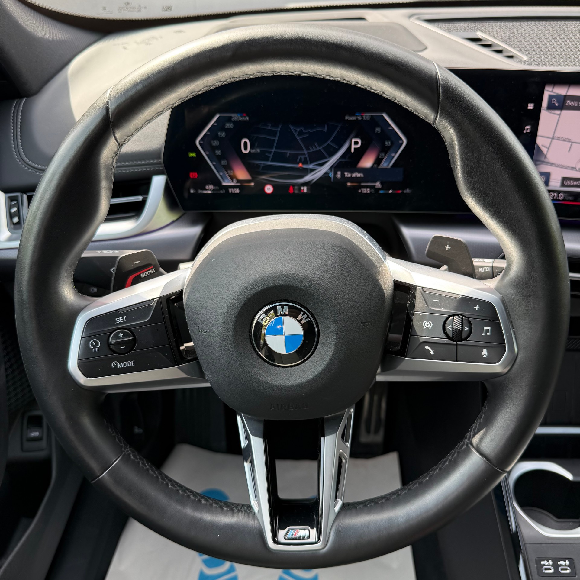 BMW X1 xDrive 20d 48V M Sport *PANORAMA-DACH / ANHÄNGERKUPPLUNG / CH-FAHRZEUG*-image-14