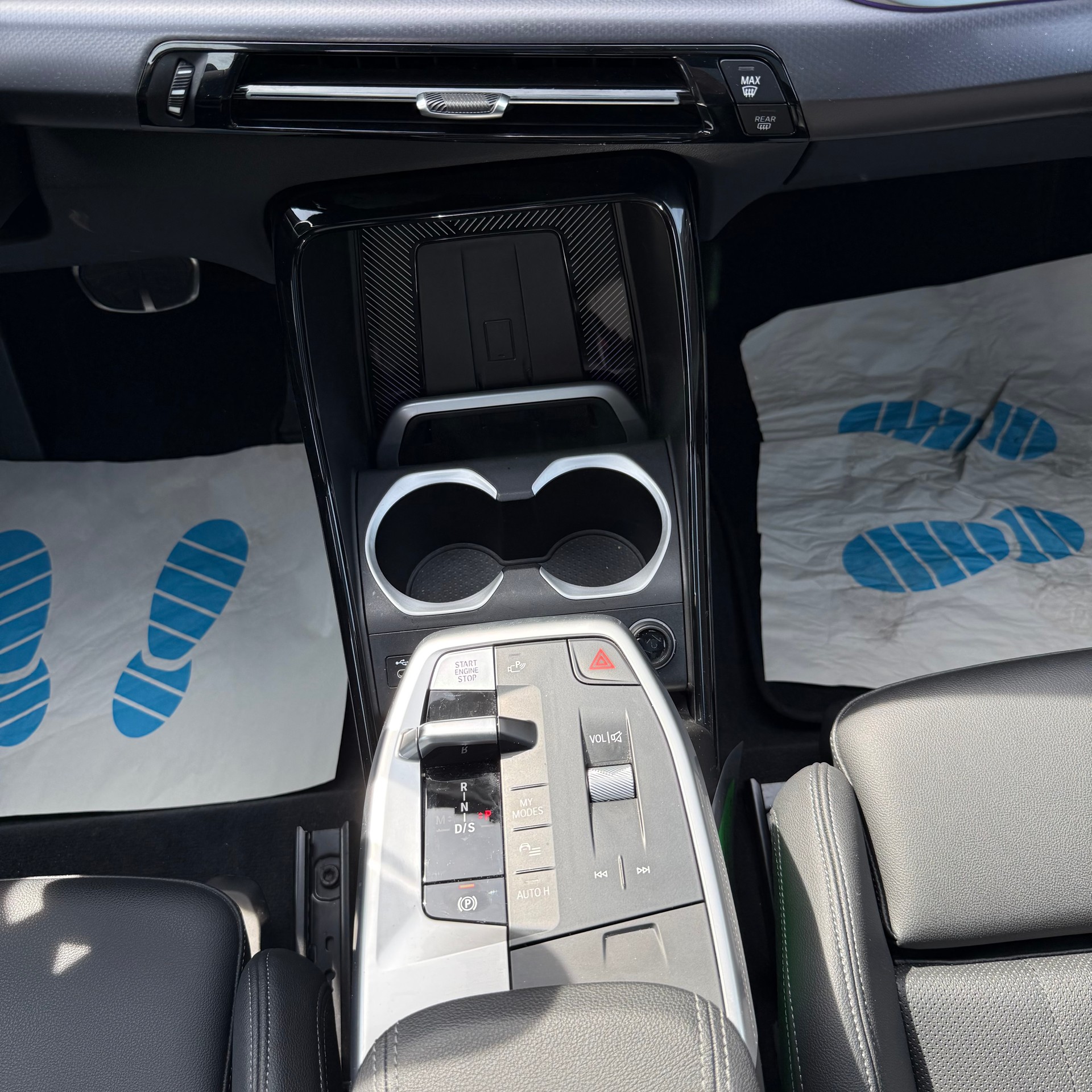 BMW X1 xDrive 20d 48V M Sport *PANORAMA-DACH / ANHÄNGERKUPPLUNG / CH-FAHRZEUG*-image-13