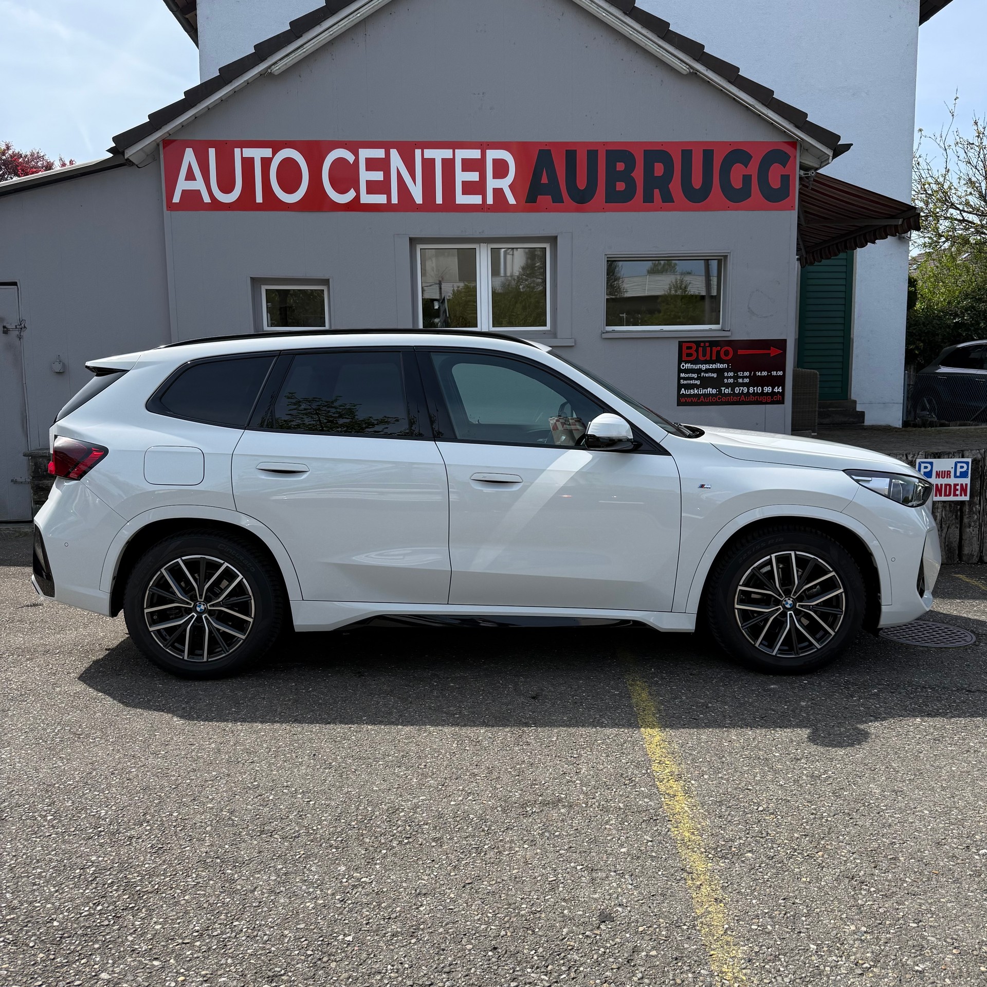 BMW X1 xDrive 20d 48V M Sport *PANORAMA-DACH / ANHÄNGERKUPPLUNG / CH-FAHRZEUG*-image-7
