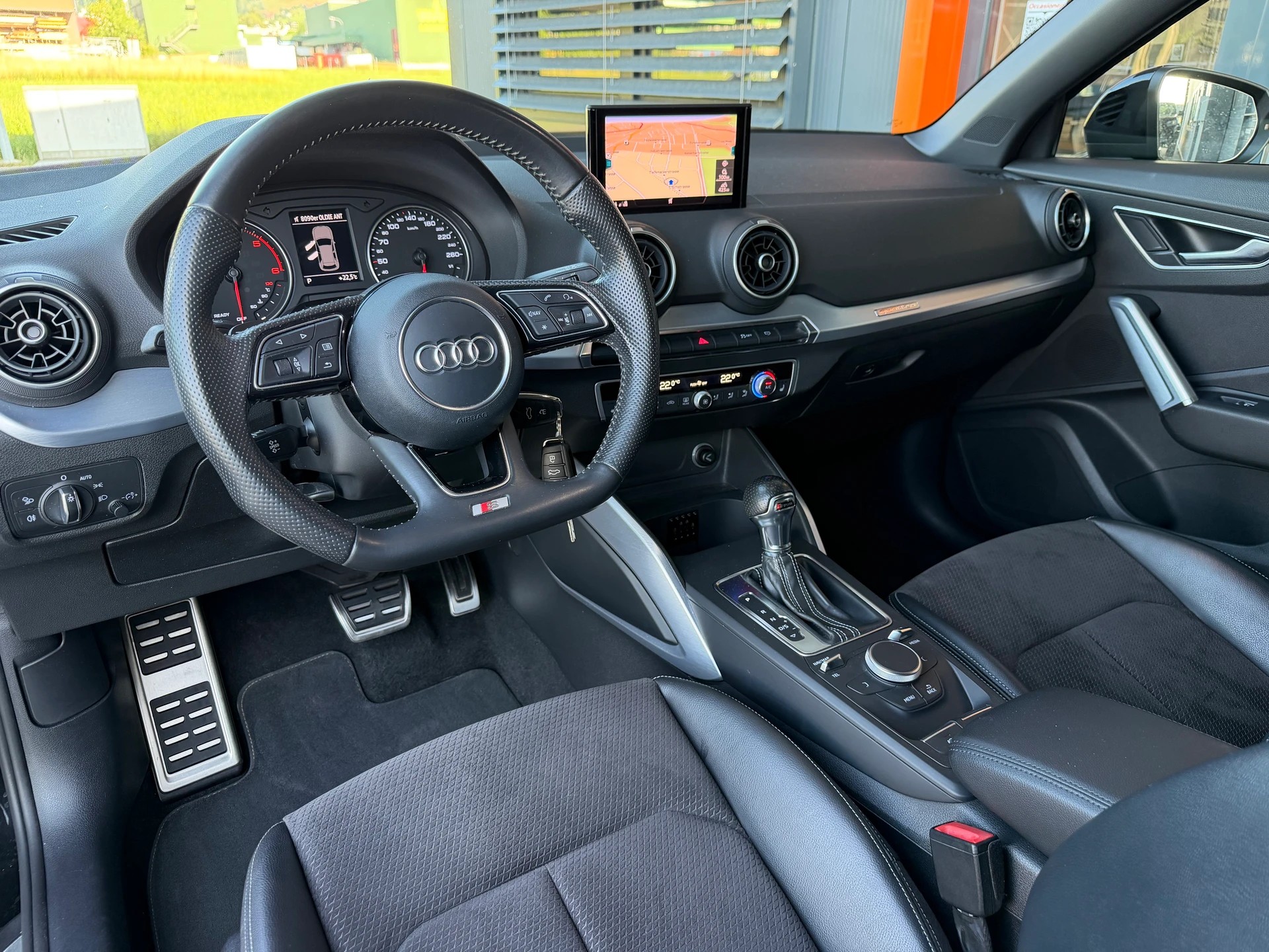 AUDI Q2 2.0 TDI sport quattro S-tronic-image-6