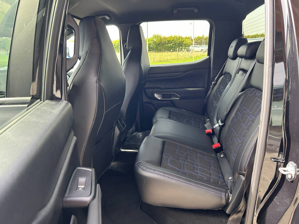FORD Ranger DKab.Pick-up 2.3 EcoBoost 4x4 MS-RT PHEV-image-22