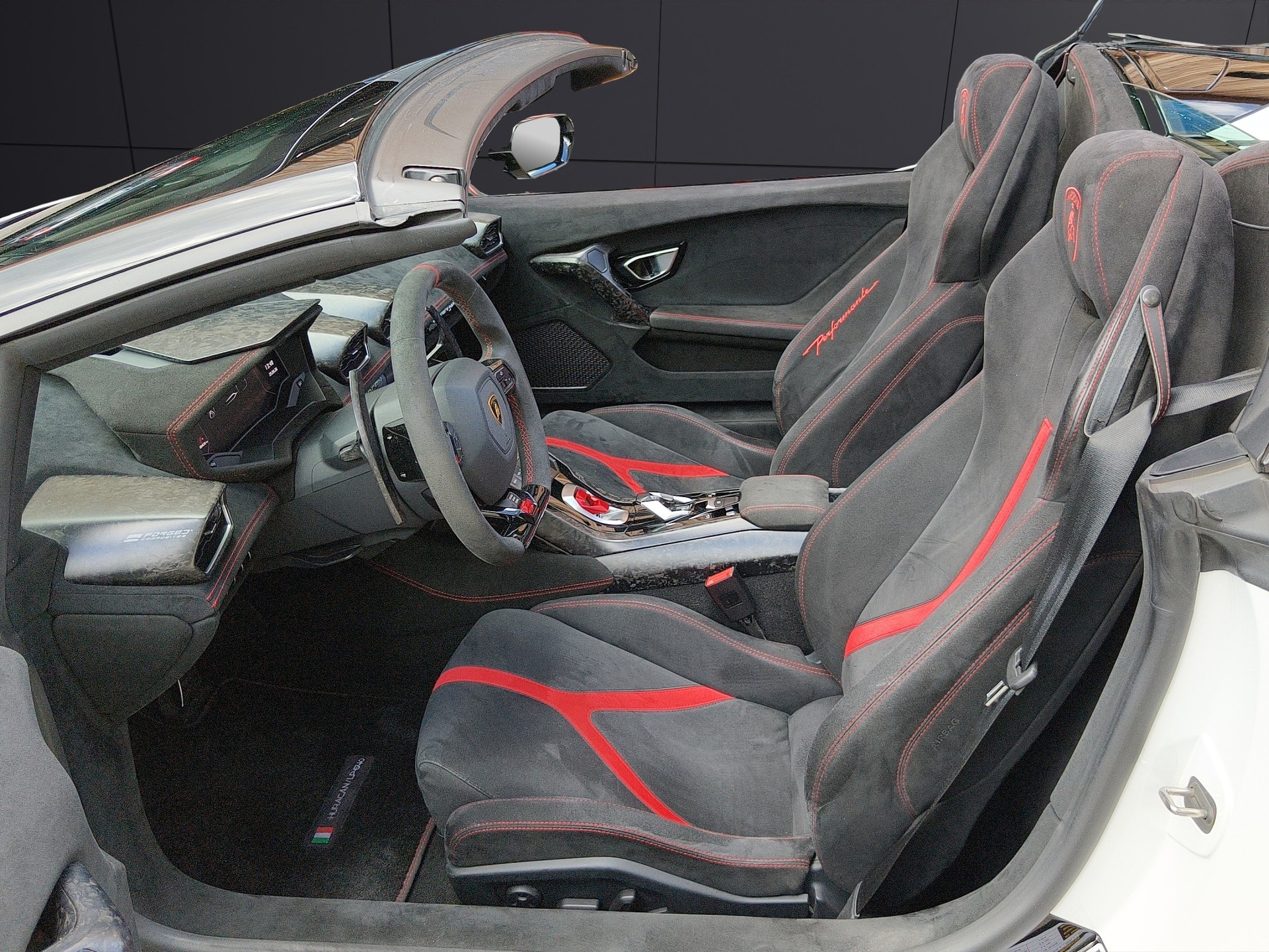LAMBORGHINI Huracan LP640-4 Spyder Performante DCT-image-7