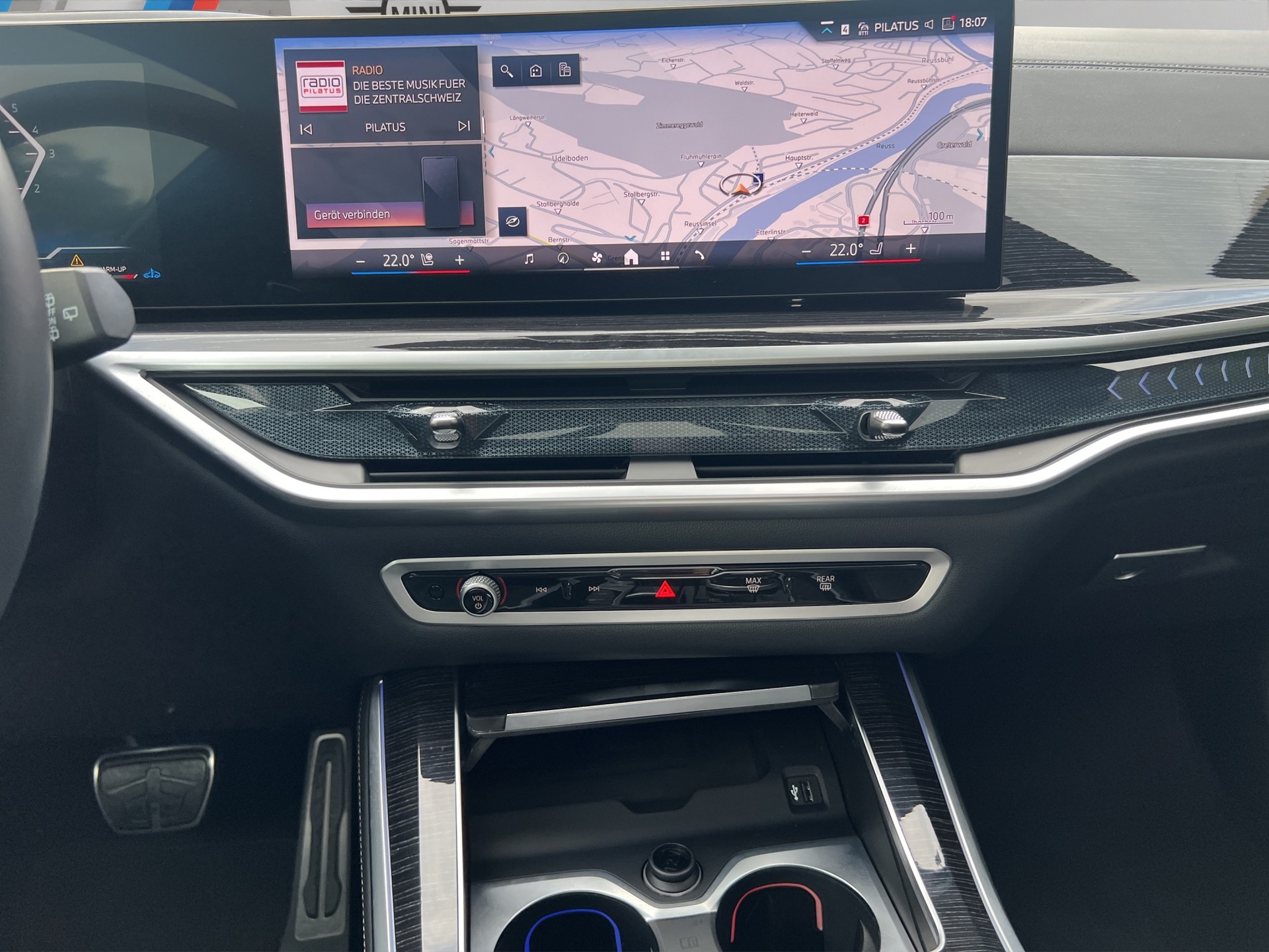 BMW X5 xDrive 48V 40d M Sport Pro Steptronic-image-17