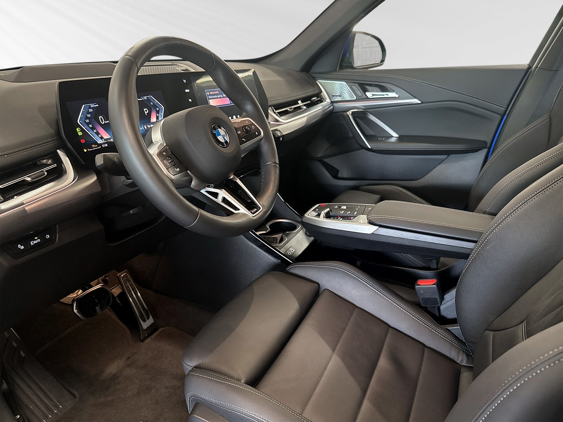 BMW X1 xDrive 23d 48V M Sport-showroom-element-3