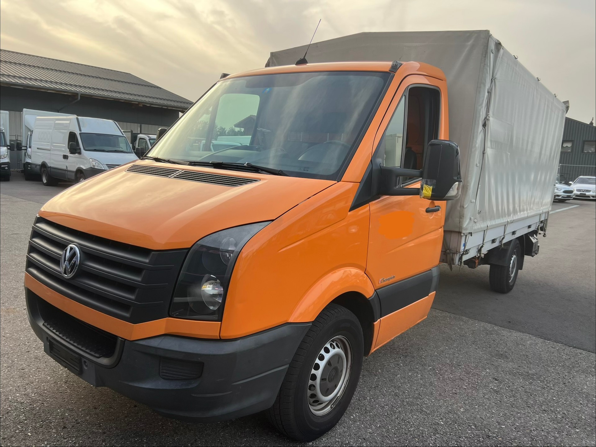 VW Crafter 35 2.0 TDI Pont bâché-image-0