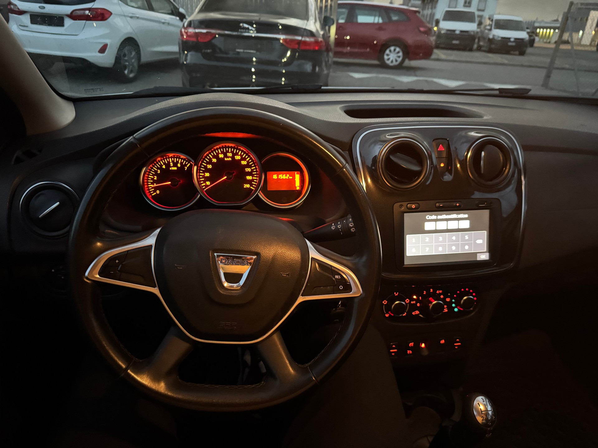 DACIA Logan MCV 0.9 Stepway Unlimited Garantie 2 ans expertiser du jour-image-11