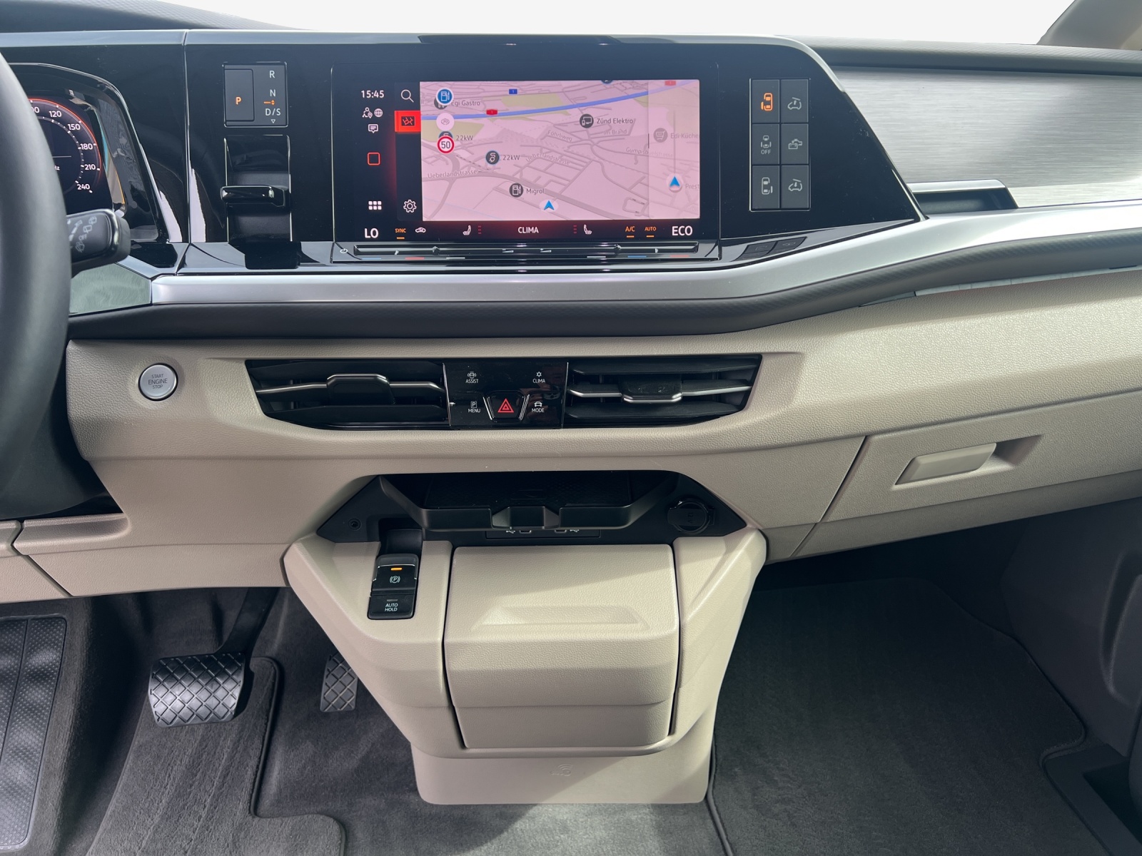 VW California eHybrid Ocean 4Motion-image-11
