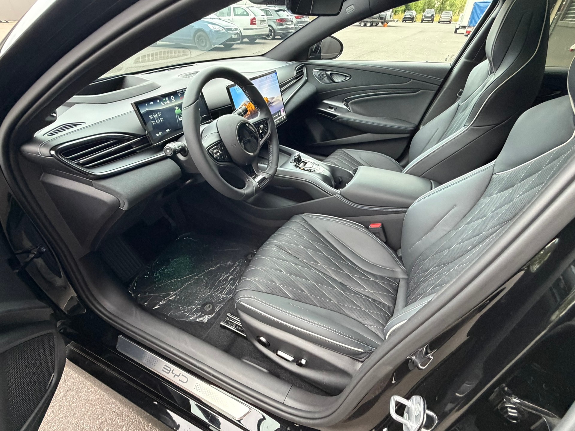 BYD Seal 82,5 kWh Excellence AWD-image-6