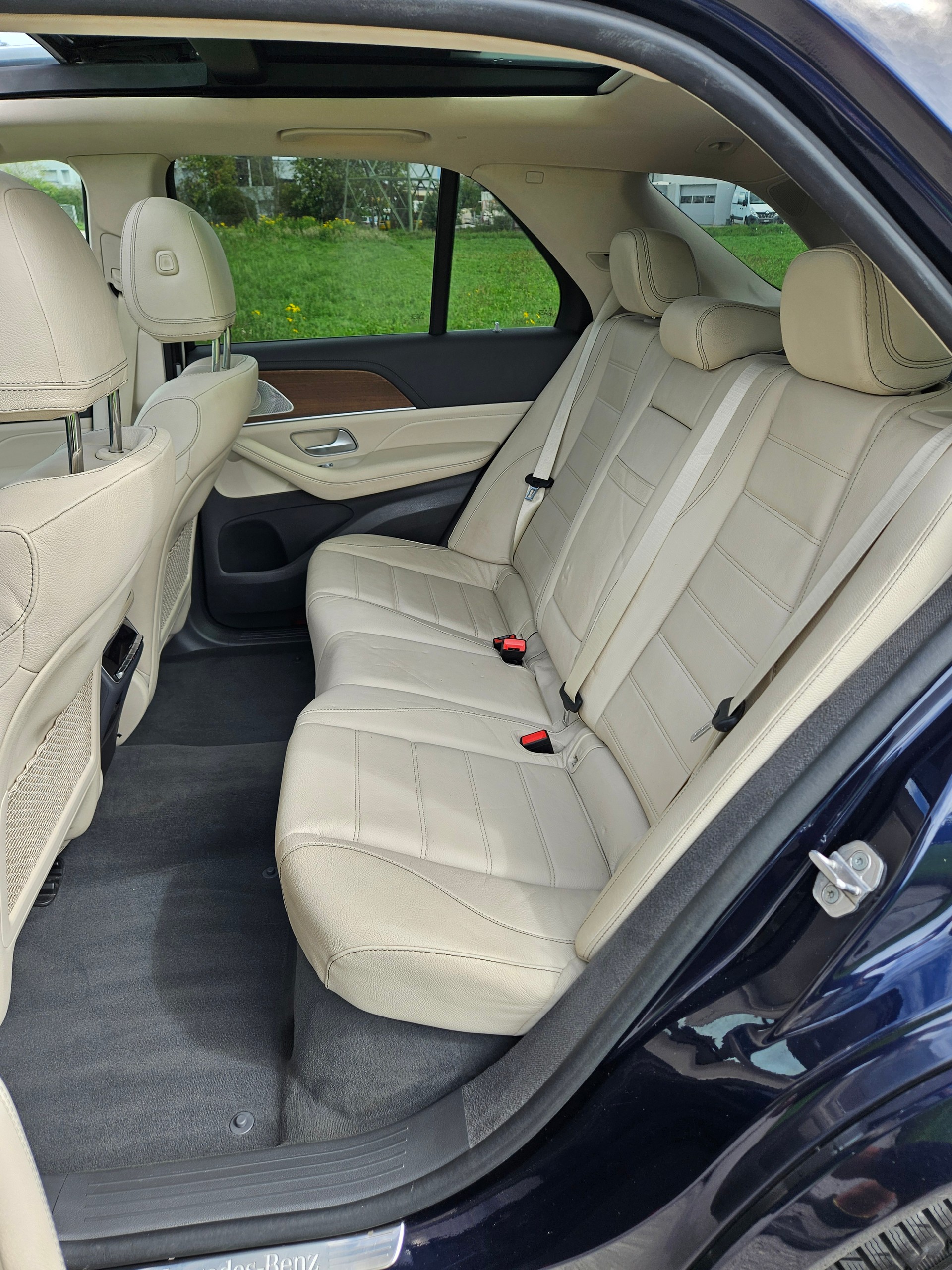MERCEDES-BENZ GLE 350 d 4Matic AMG Line 9G-Tronic-image-7