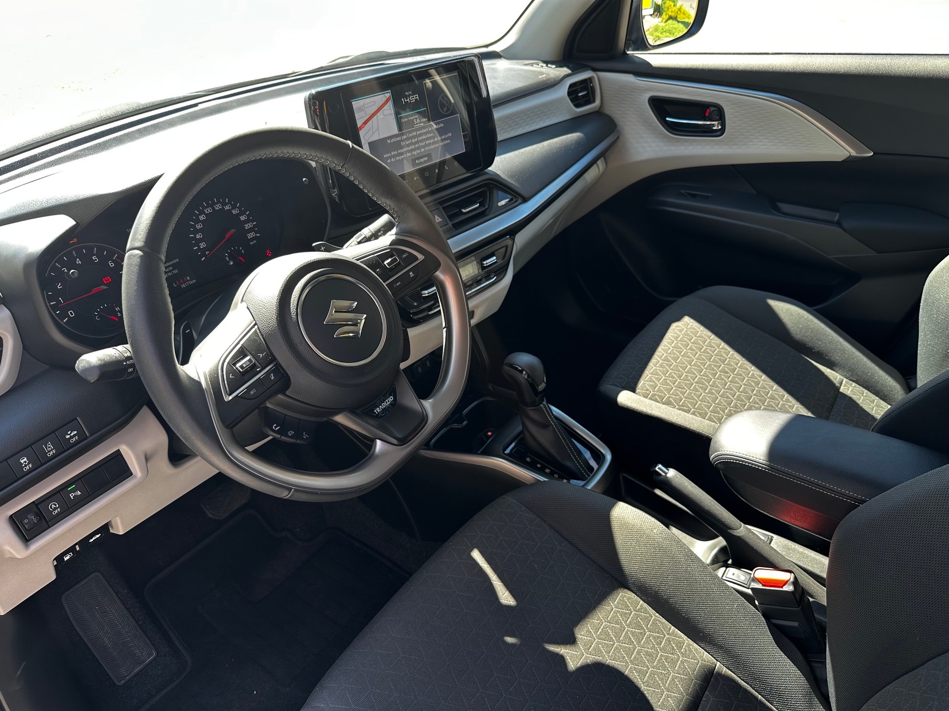SUZUKI Swift 1.2 Tradizio Top Hybrid CVT-image-6