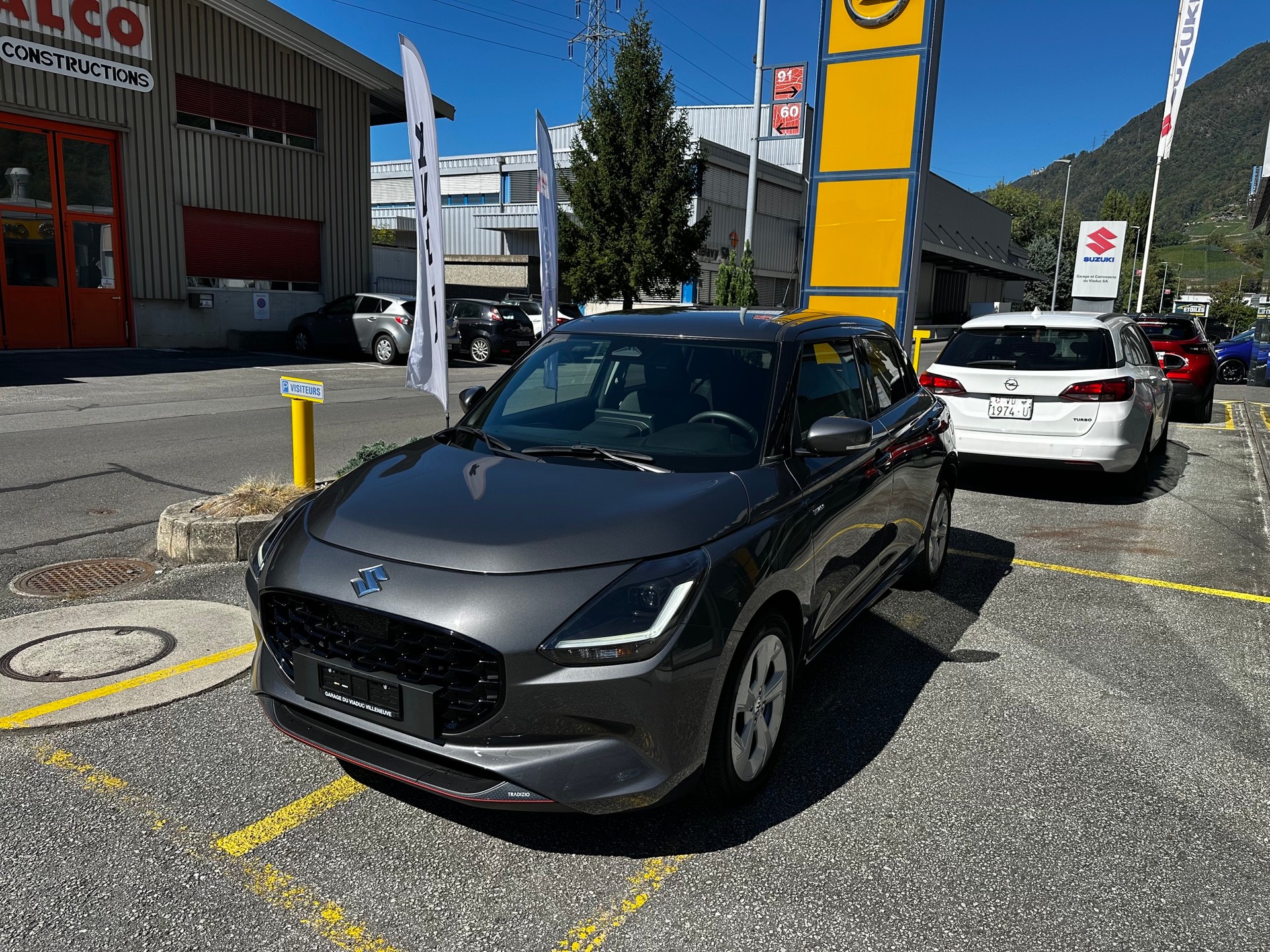 SUZUKI Swift 1.2 Tradizio Top Hybrid CVT-image-1