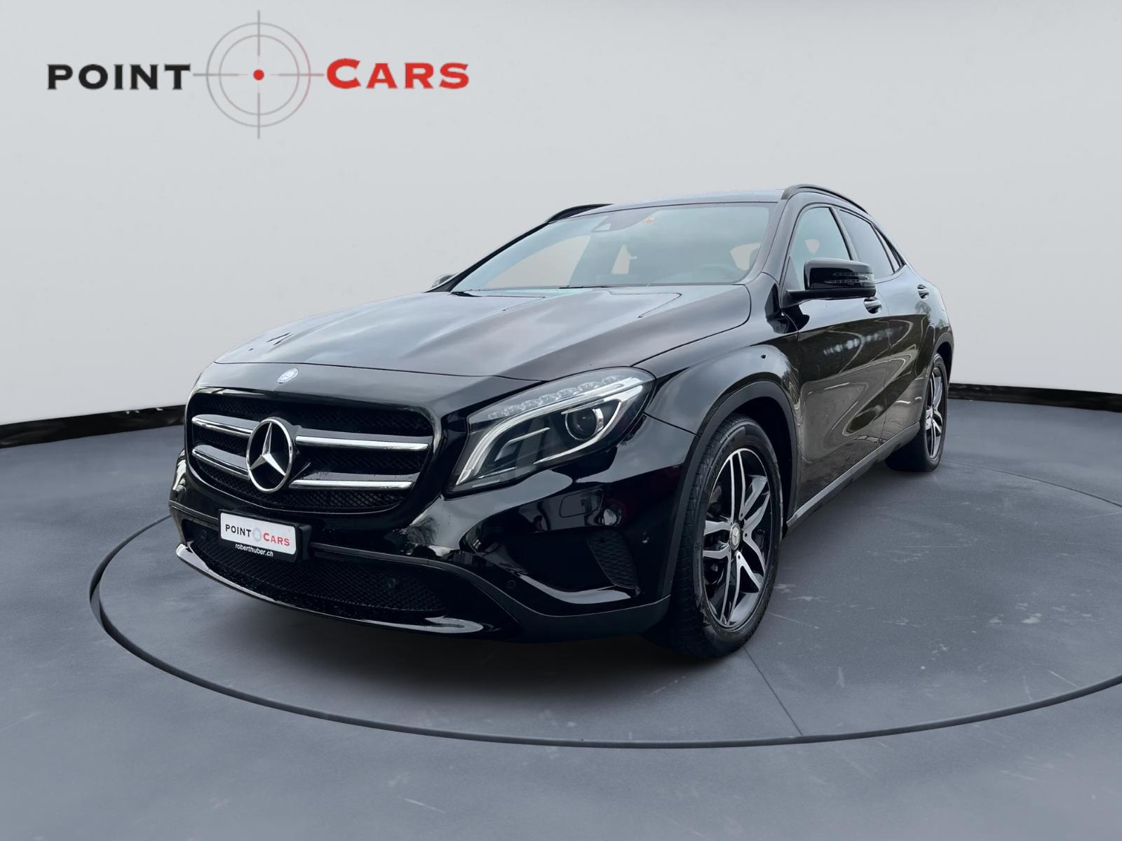 MERCEDES-BENZ GLA 200 Urban 7G-DCT-image-0