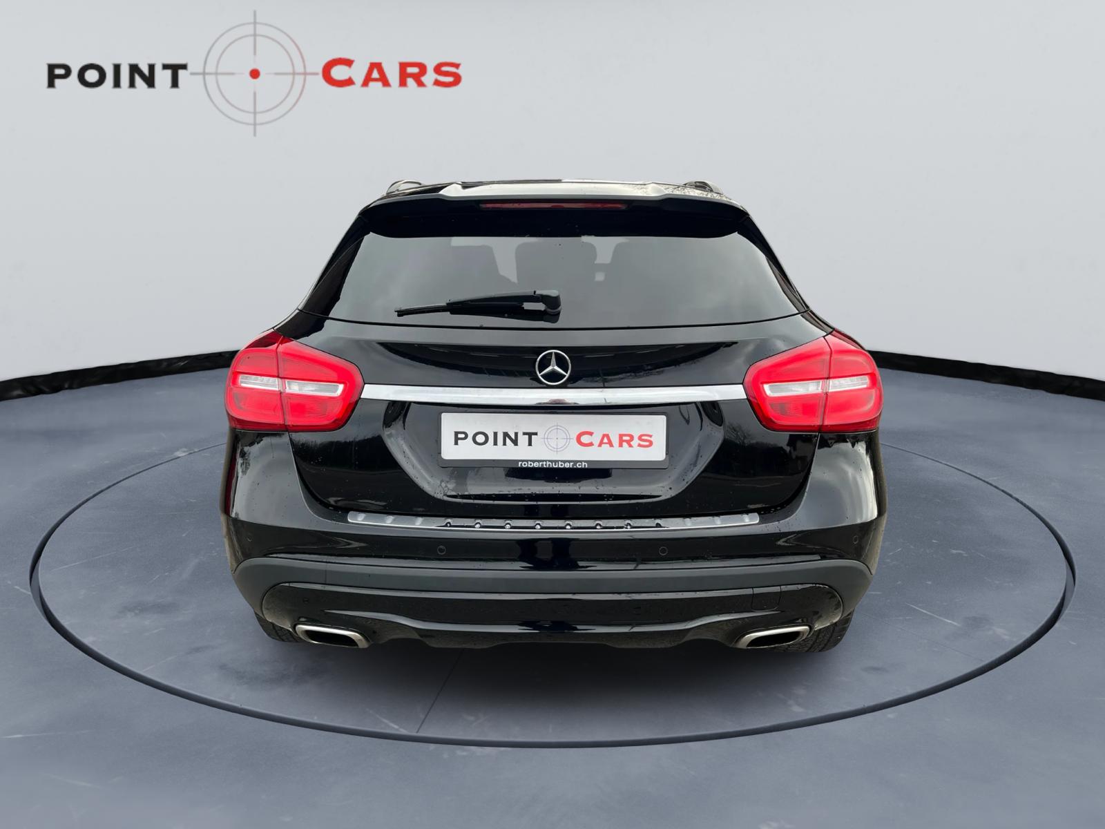 MERCEDES-BENZ GLA 200 Urban 7G-DCT-image-3
