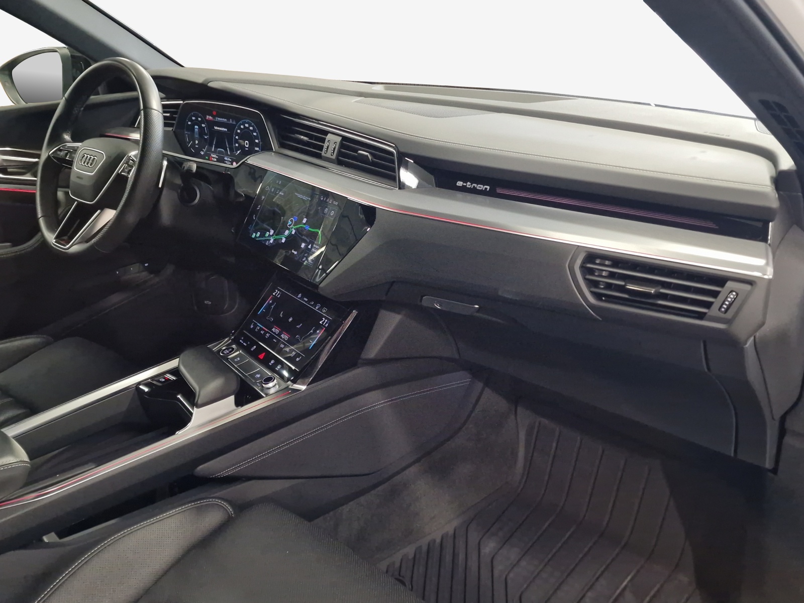 AUDI e-tron 55 S Line Black Edition quattro-image-13