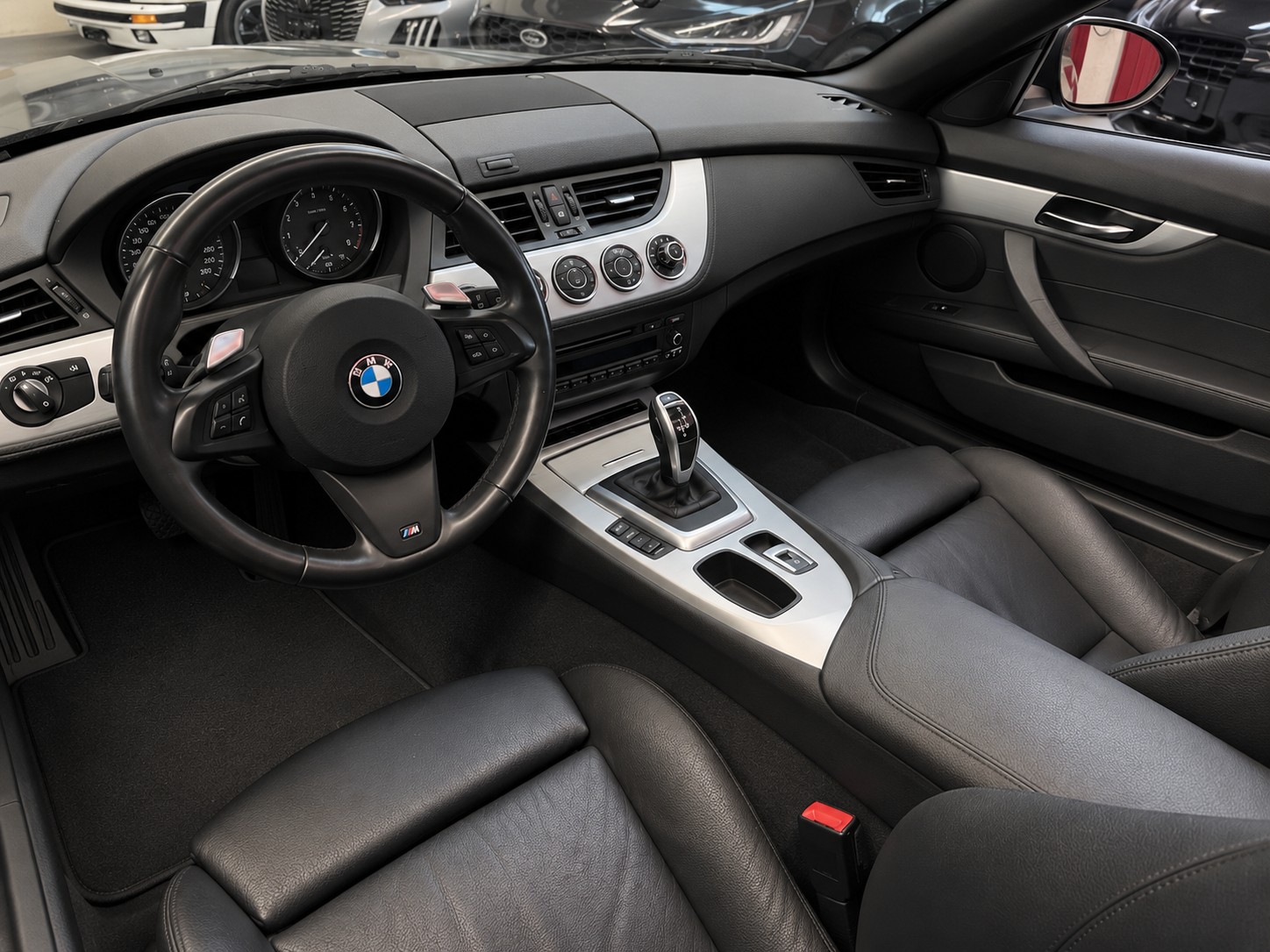 BMW Z4 sDrive35i DKG-image-5