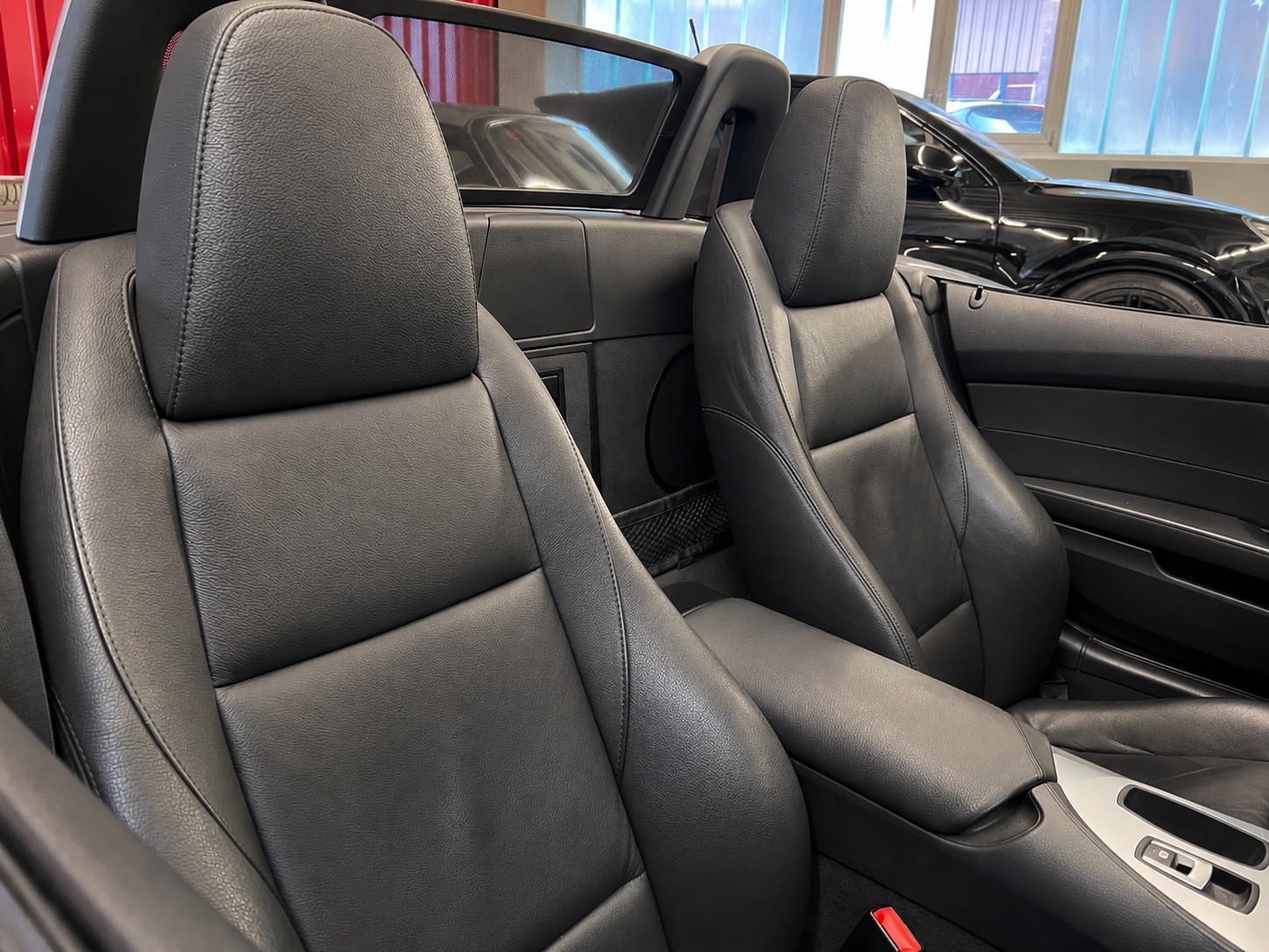 BMW Z4 sDrive35i DKG-image-3
