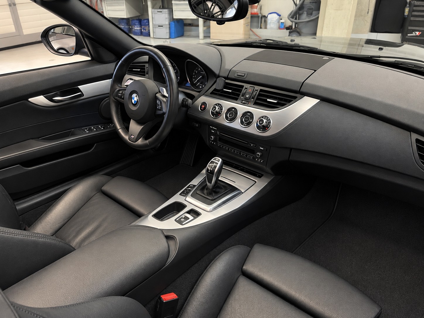 BMW Z4 sDrive35i DKG-image-4