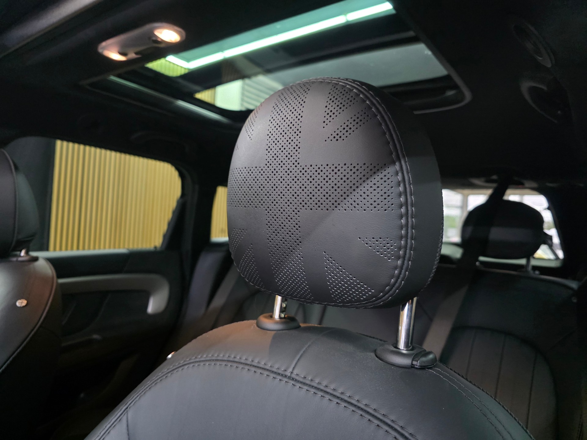 MINI Countryman Cooper S Trafalgar ALL4 Steptronic-image-11
