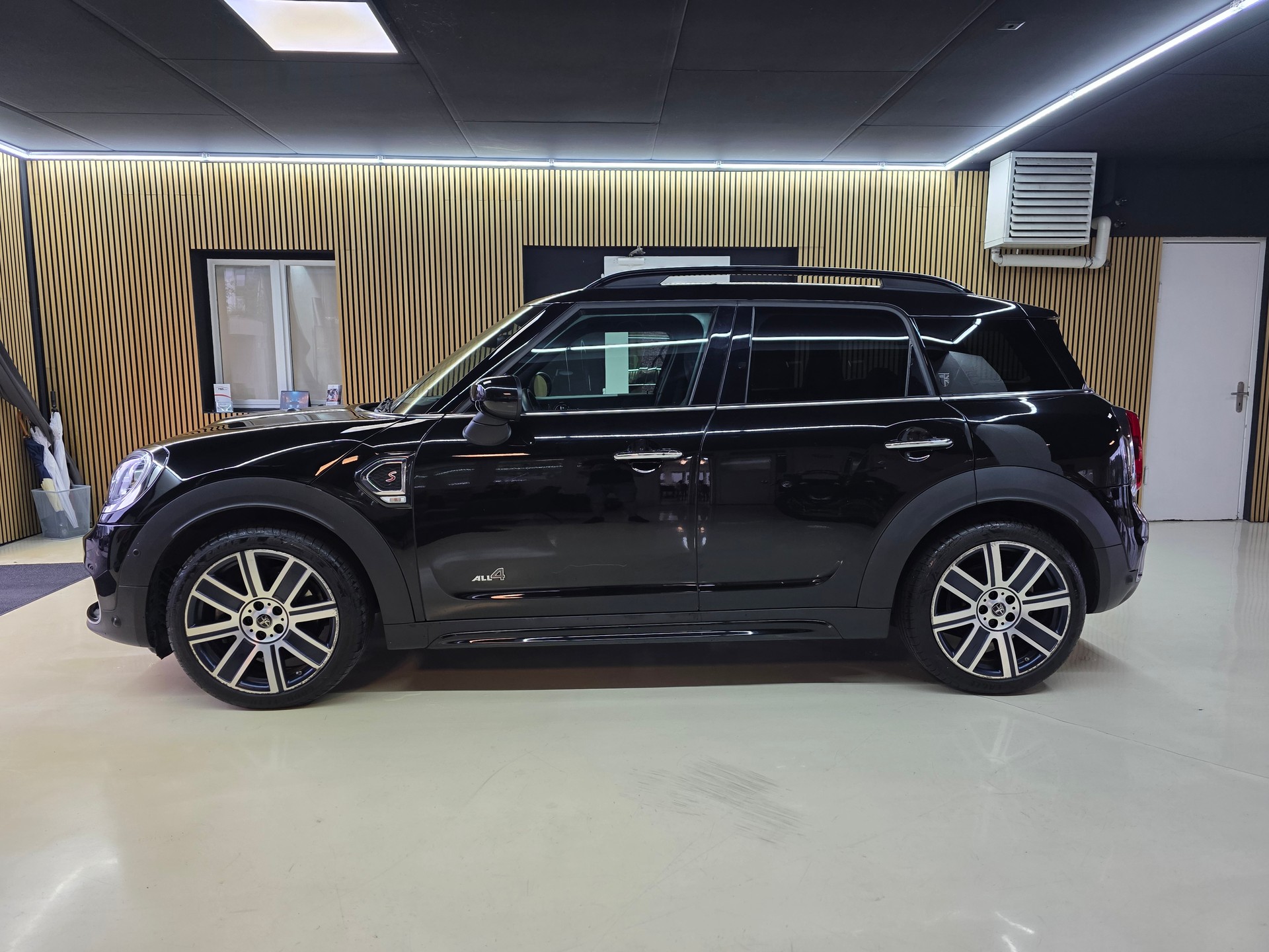 MINI Countryman Cooper S Trafalgar ALL4 Steptronic-showroom-element-3