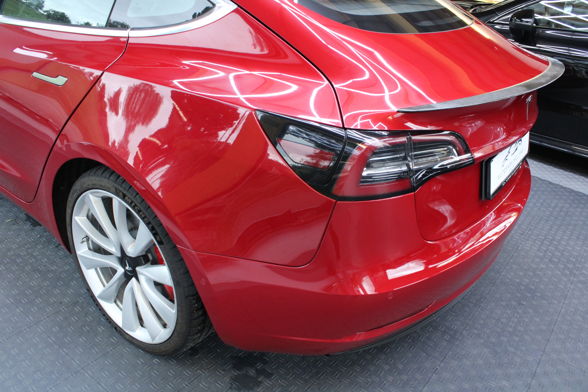 TESLA Model 3 Performance Dual Motor AWD (FSD Autopilot)-image-6