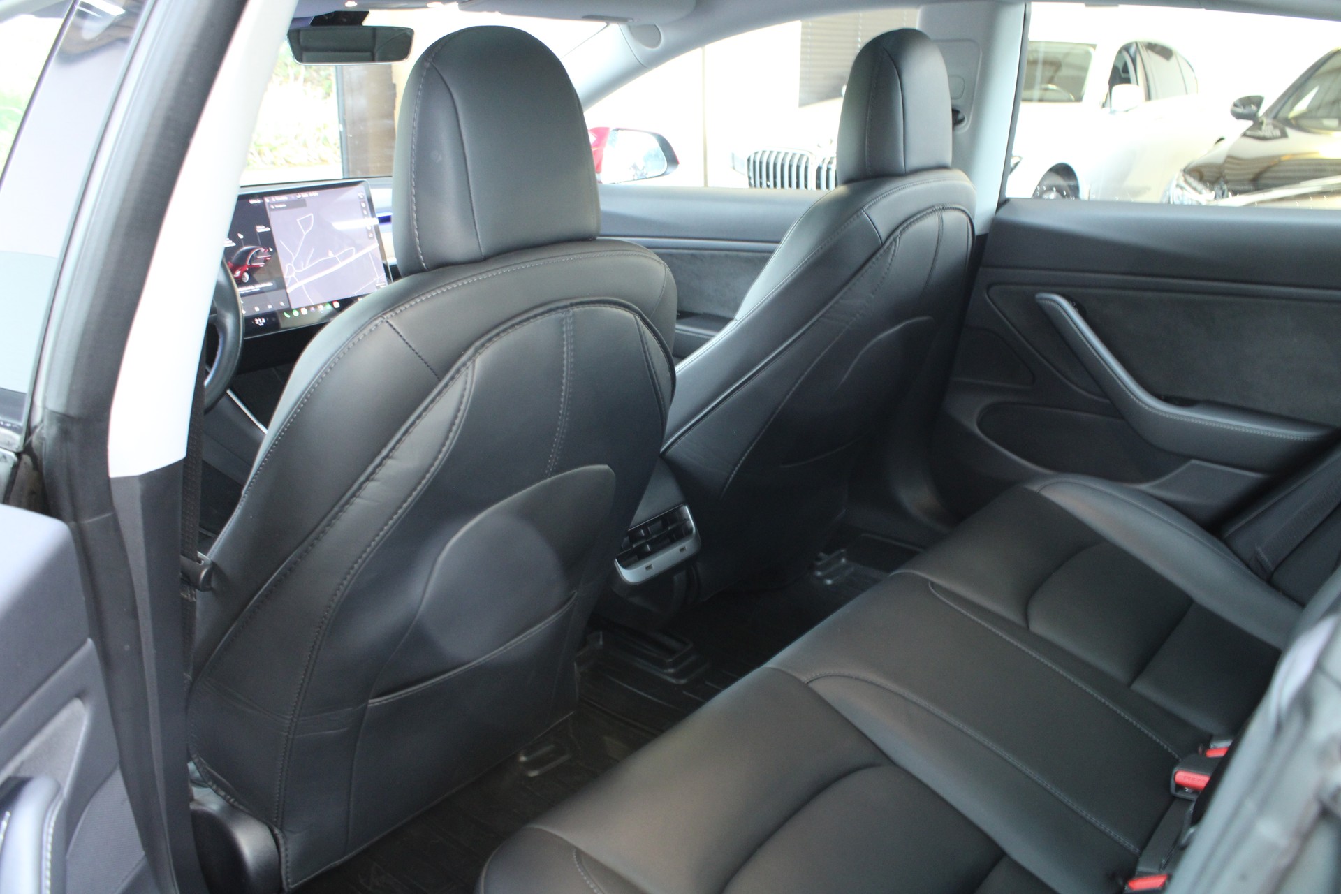 TESLA Model 3 Performance Dual Motor AWD (FSD Autopilot)-image-11