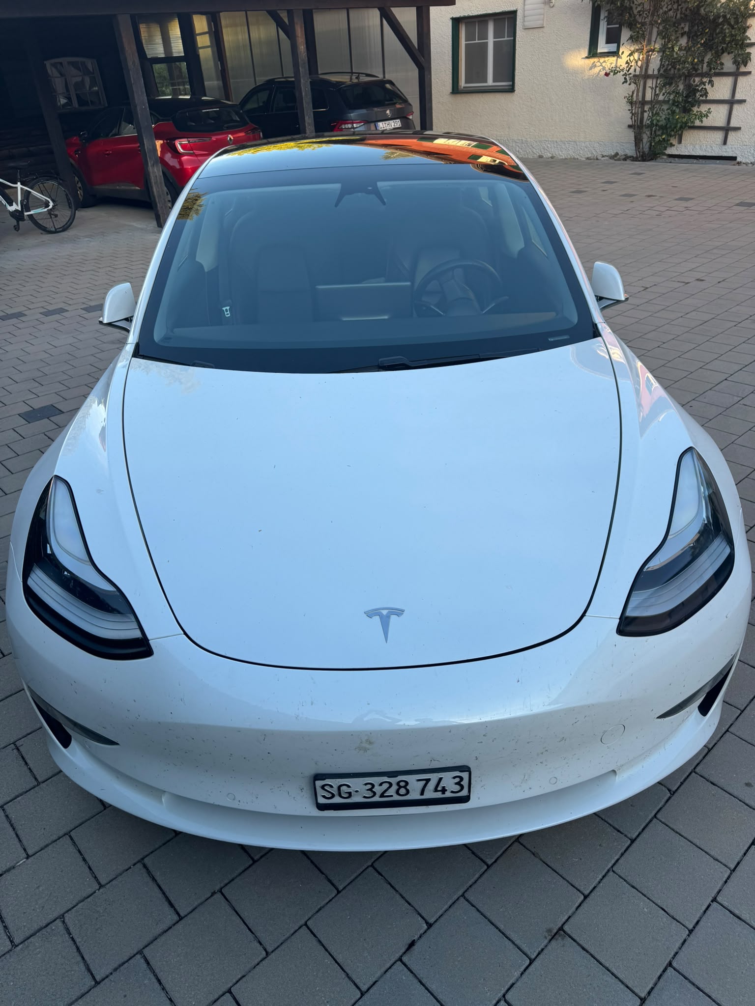 TESLA Long Range Dual Motor AWD-image-3