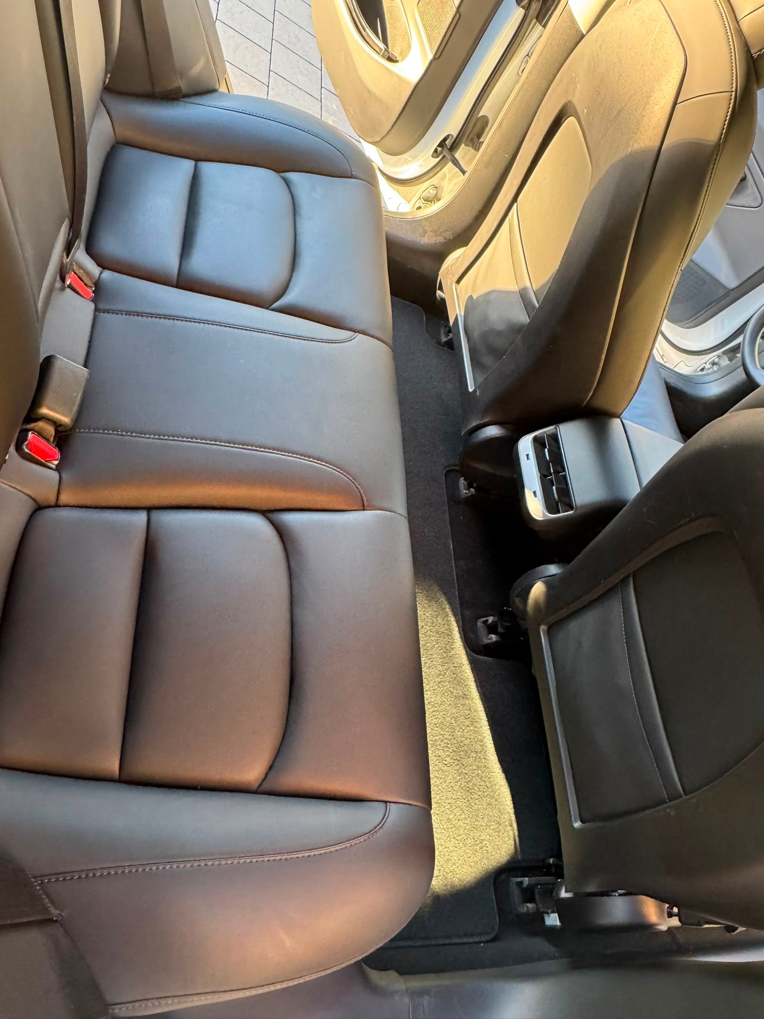 TESLA Long Range Dual Motor AWD-image-4