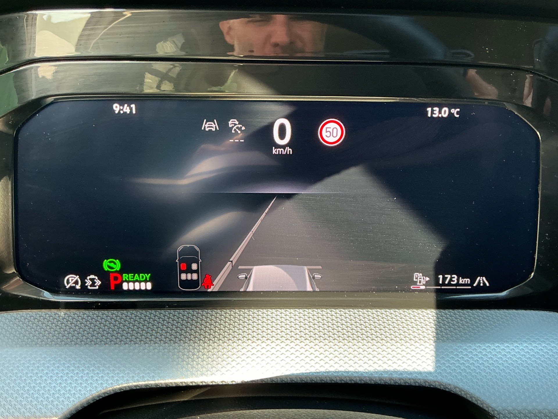 VW Golf 1.5 TSI eHYBRID 204 PS *** ELEKTRISCHE REICHWEITE 140KM ***-image-10