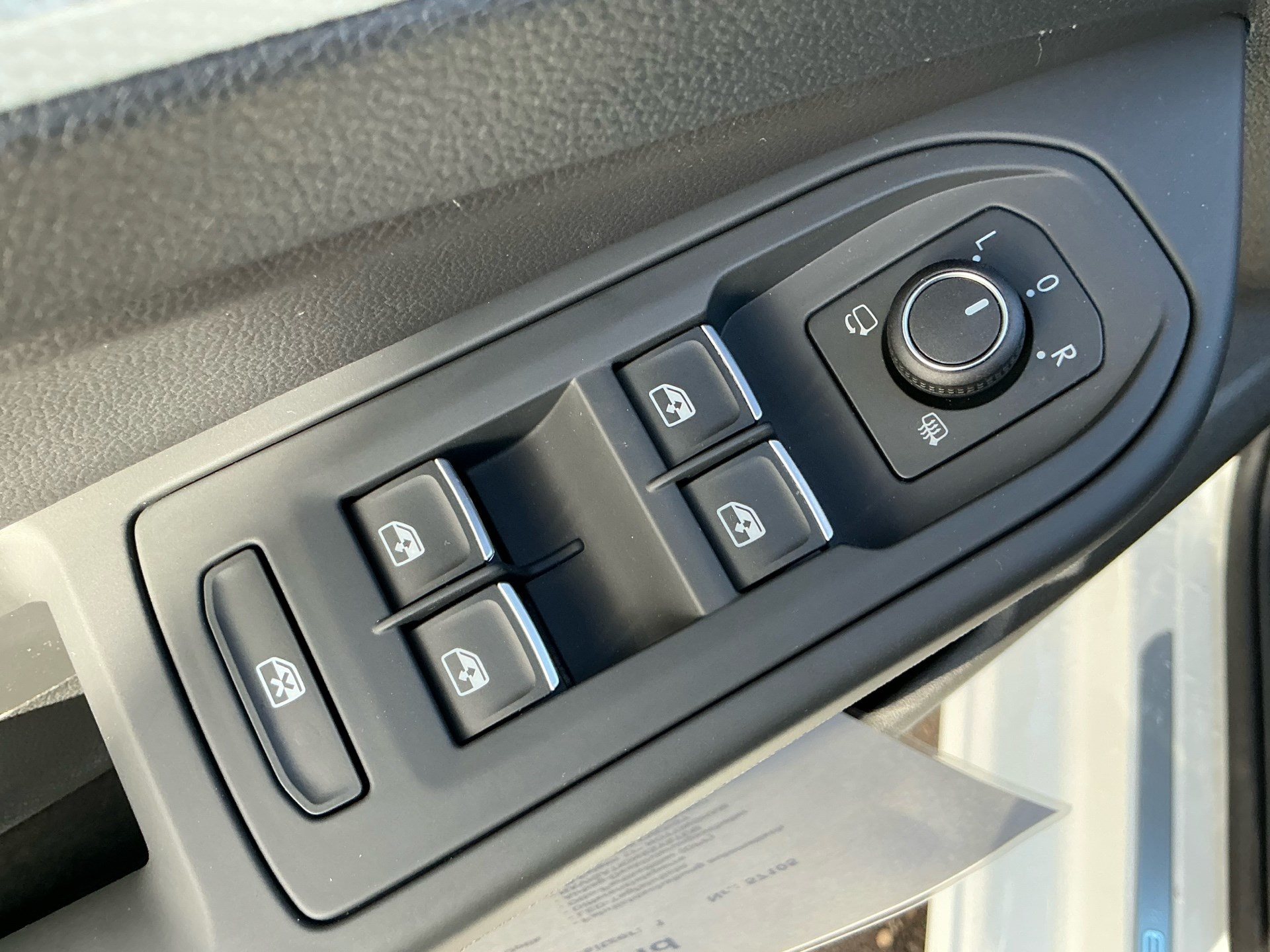 VW Golf 1.5 TSI eHYBRID 204 PS *** ELEKTRISCHE REICHWEITE 140KM ***-image-26