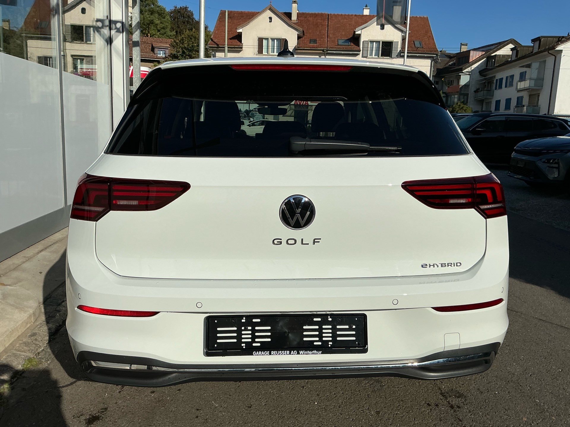 VW Golf 1.5 TSI eHYBRID 204 PS *** ELEKTRISCHE REICHWEITE 140KM ***-image-4