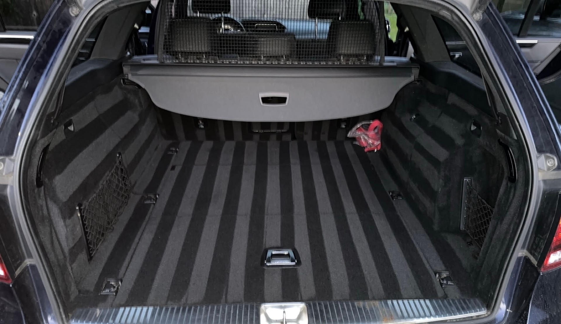 MERCEDES-BENZ E 350 BlueTEC Avantgarde 4Matic 7G-Tronic-image-13