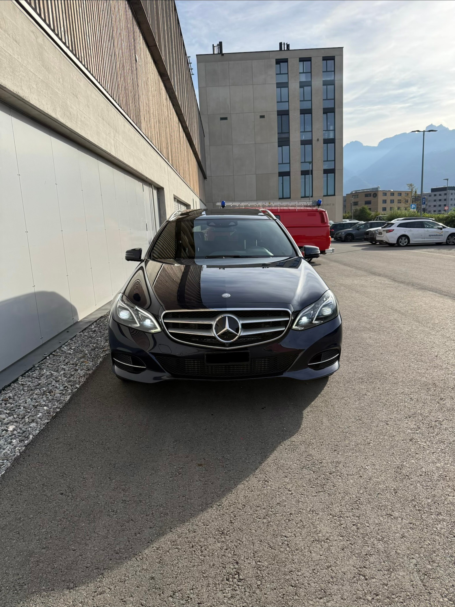 Car photo