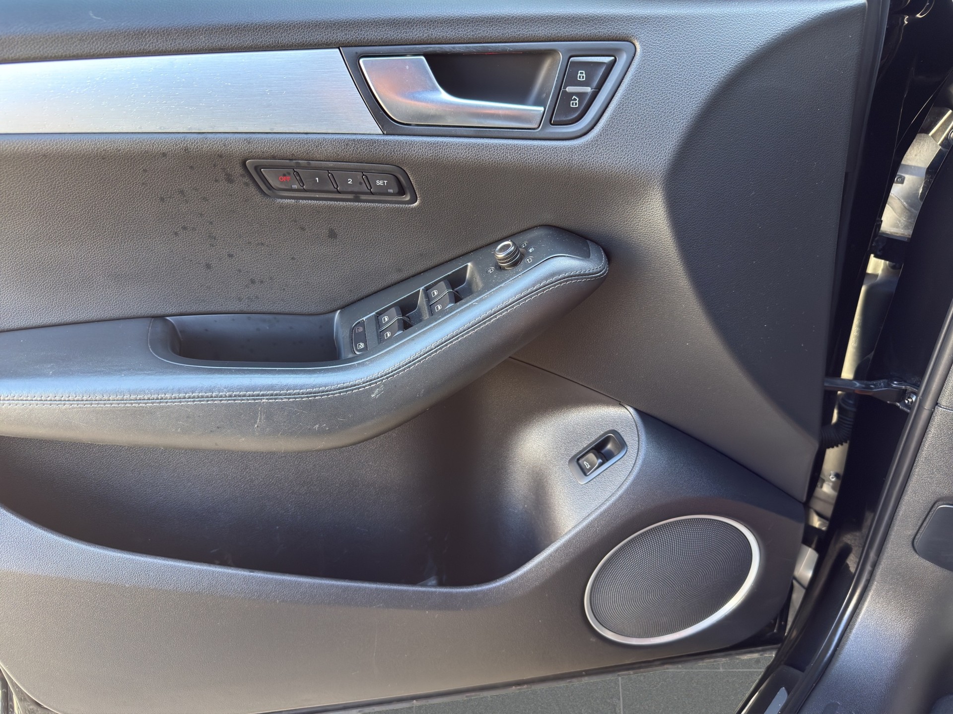 AUDI Q5 3.0 TDI quattro S-tronic-image-8