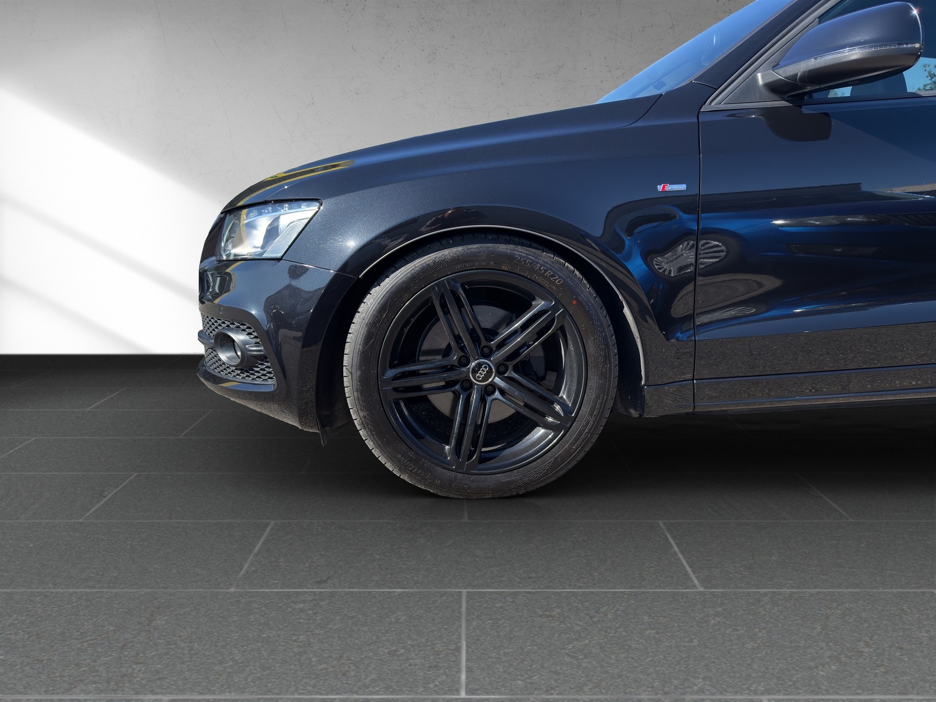 AUDI Q5 3.0 TDI quattro S-tronic-image-13