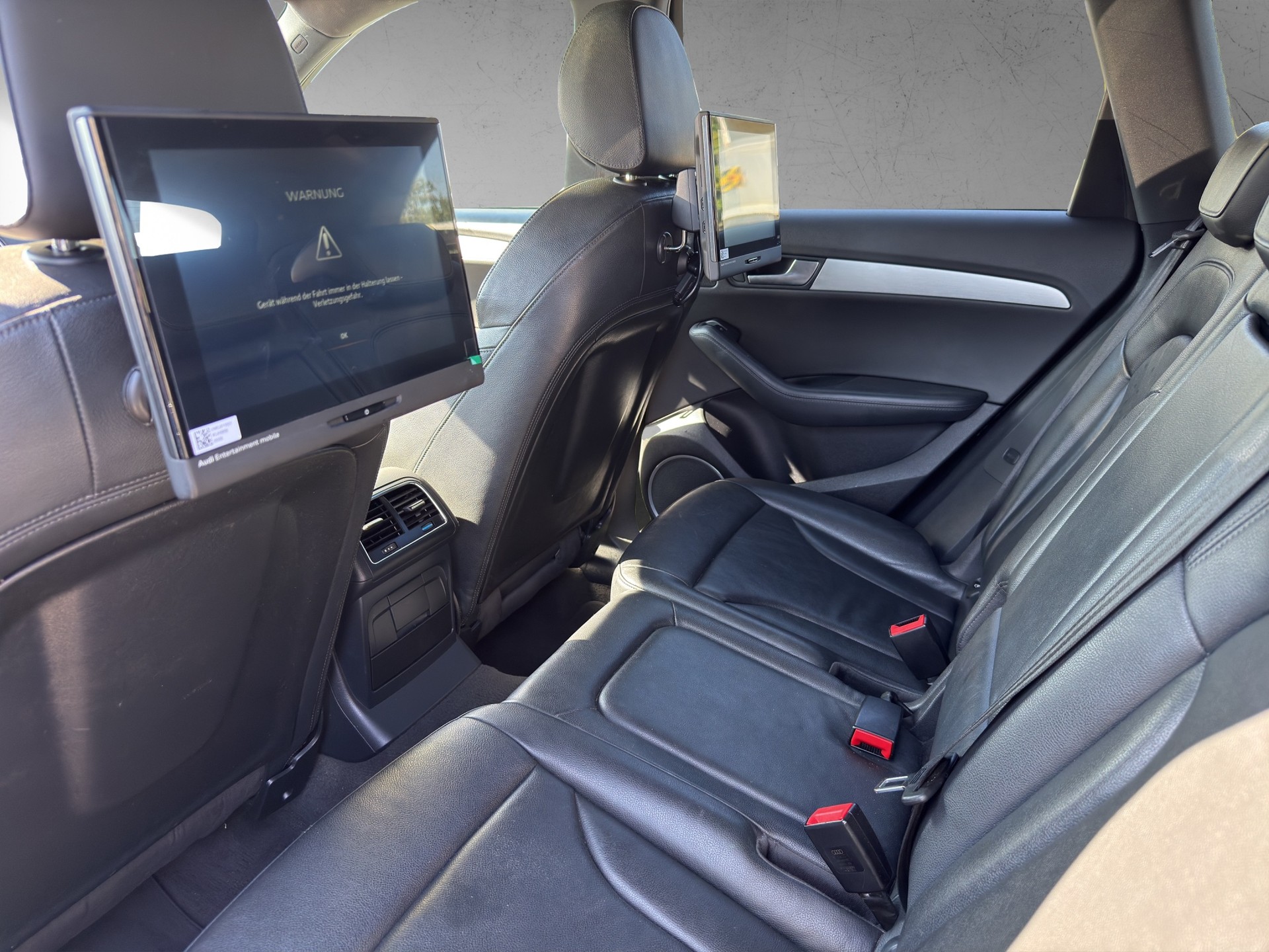 AUDI Q5 3.0 TDI quattro S-tronic-image-9