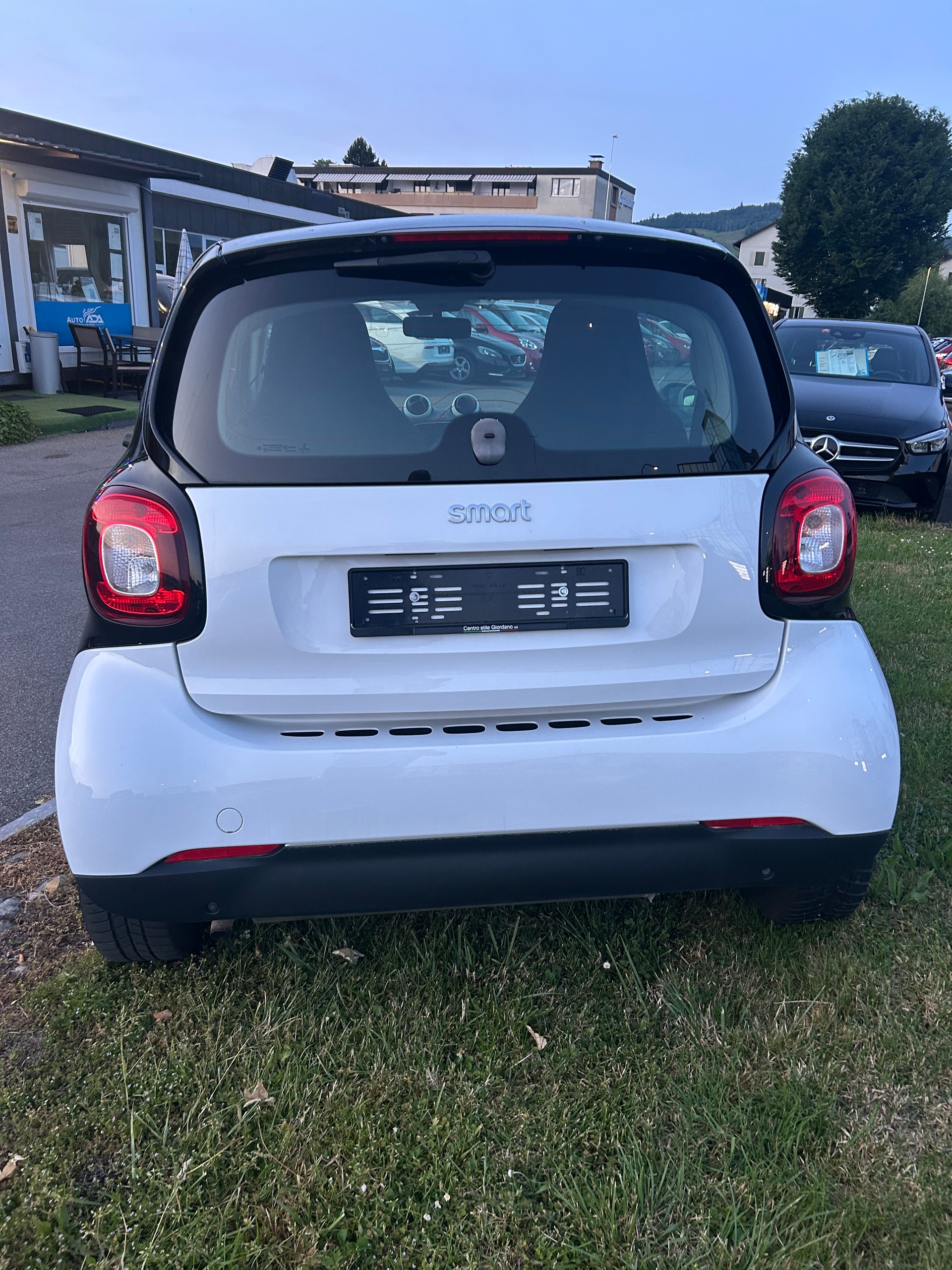 SMART fortwo-image-9