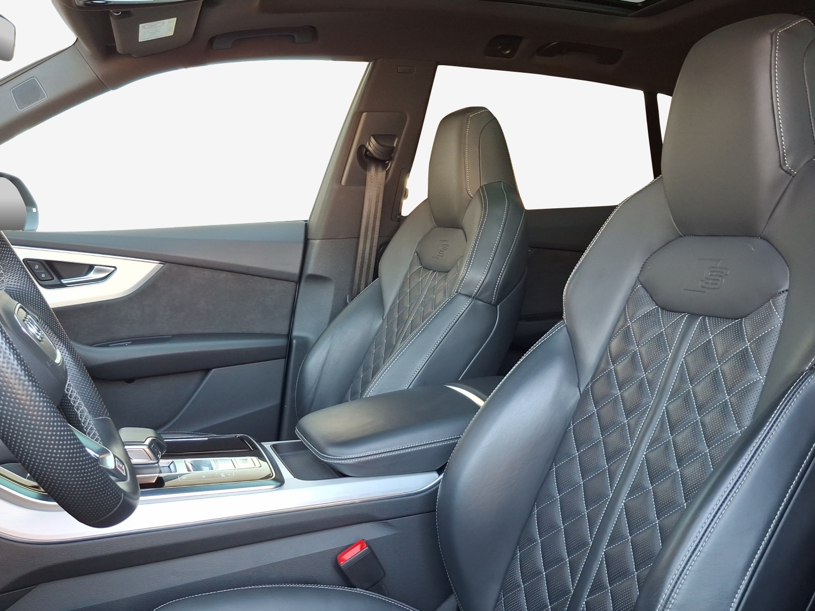 AUDI Q8 60 TFSI e quattro PHEV tiptronic-image-7